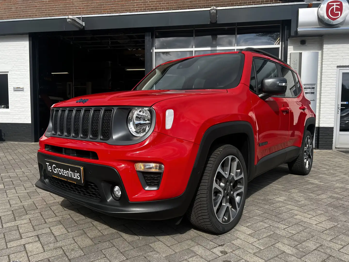 Jeep Renegade 4xe 240 Plug-in Hybrid Electric S Rood - 2