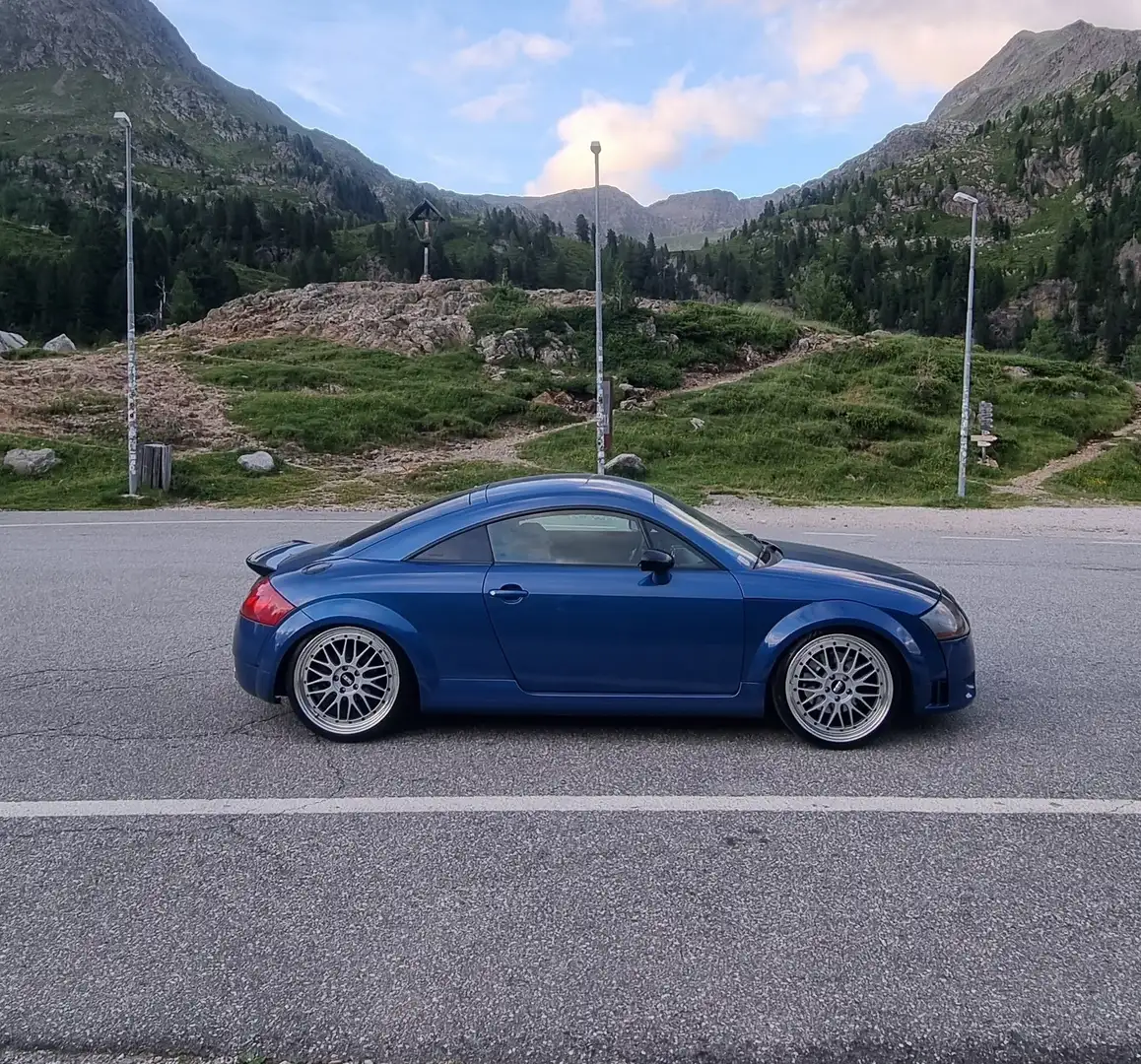 Audi TT Coupé 1,8 T quattro - 2