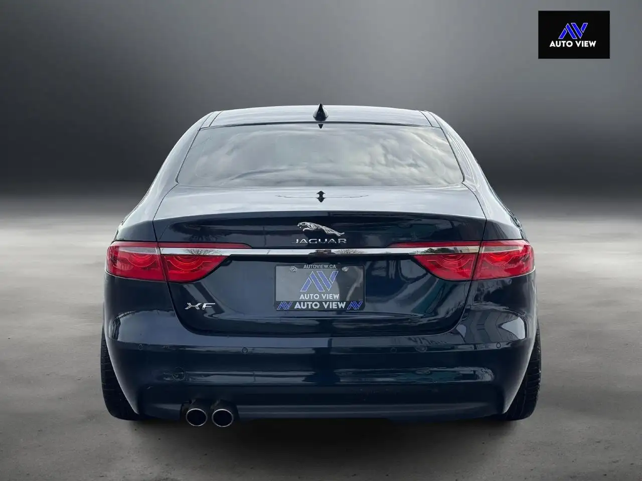Jaguar XF снимка Jaguar XF