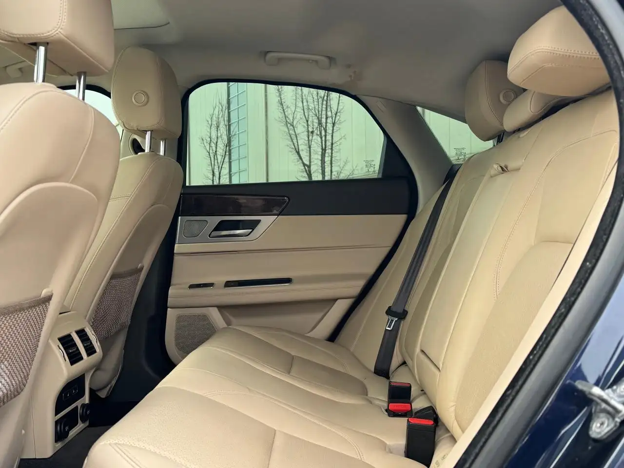 Jaguar XF снимка Jaguar XF