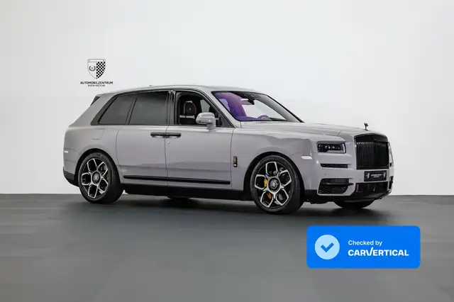 Rolls-Royce Cullinan Cullinan Black Badge ImmersiveSeat/RearTheatre