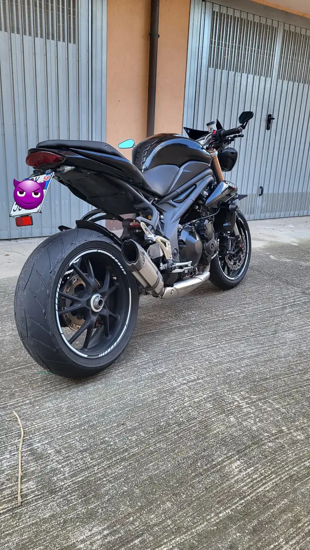 Triumph Speed Triple 1050 Negru - 2