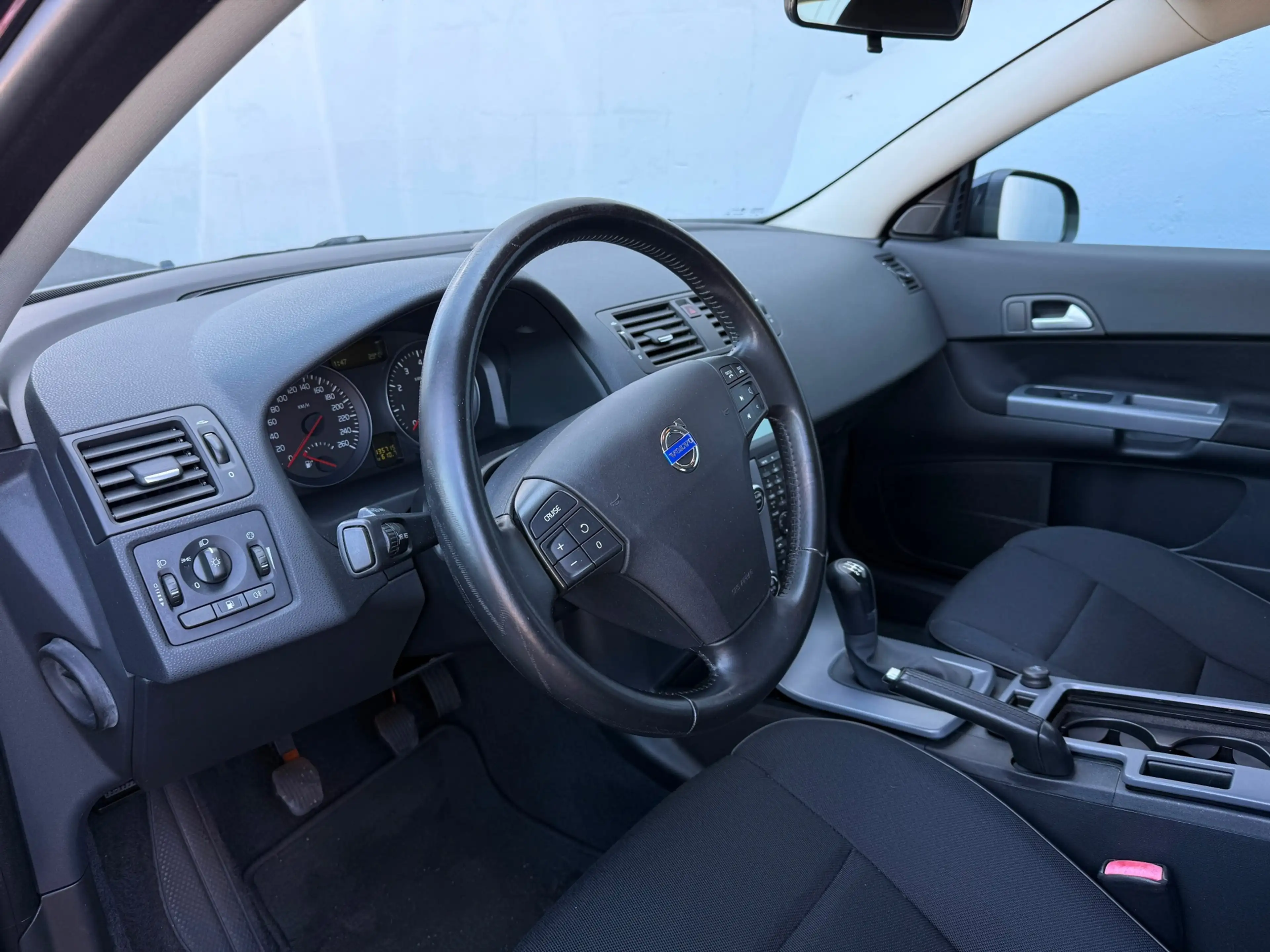 Volvo C30 2.0 Kinetic - Dealer Onderhouden — photo 7