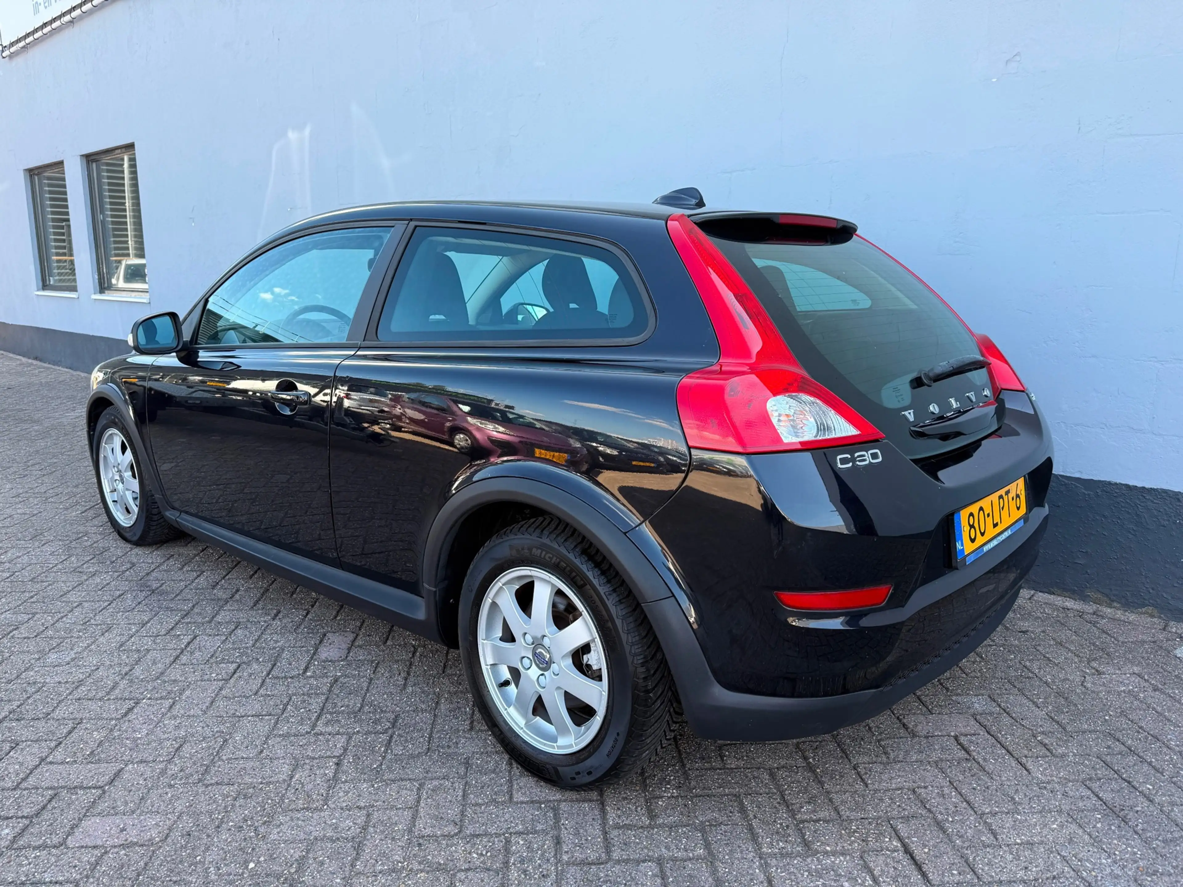 Volvo C30 2.0 Kinetic - Dealer Onderhouden — photo 3