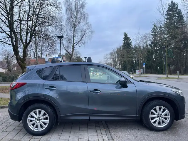 Mazda CX-5 view 6