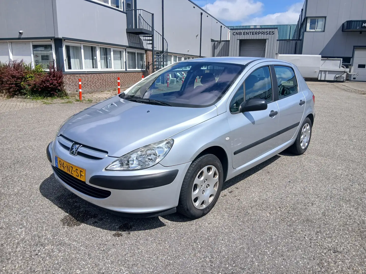 Peugeot 307 307 1.4-16V XR Zilver - 1