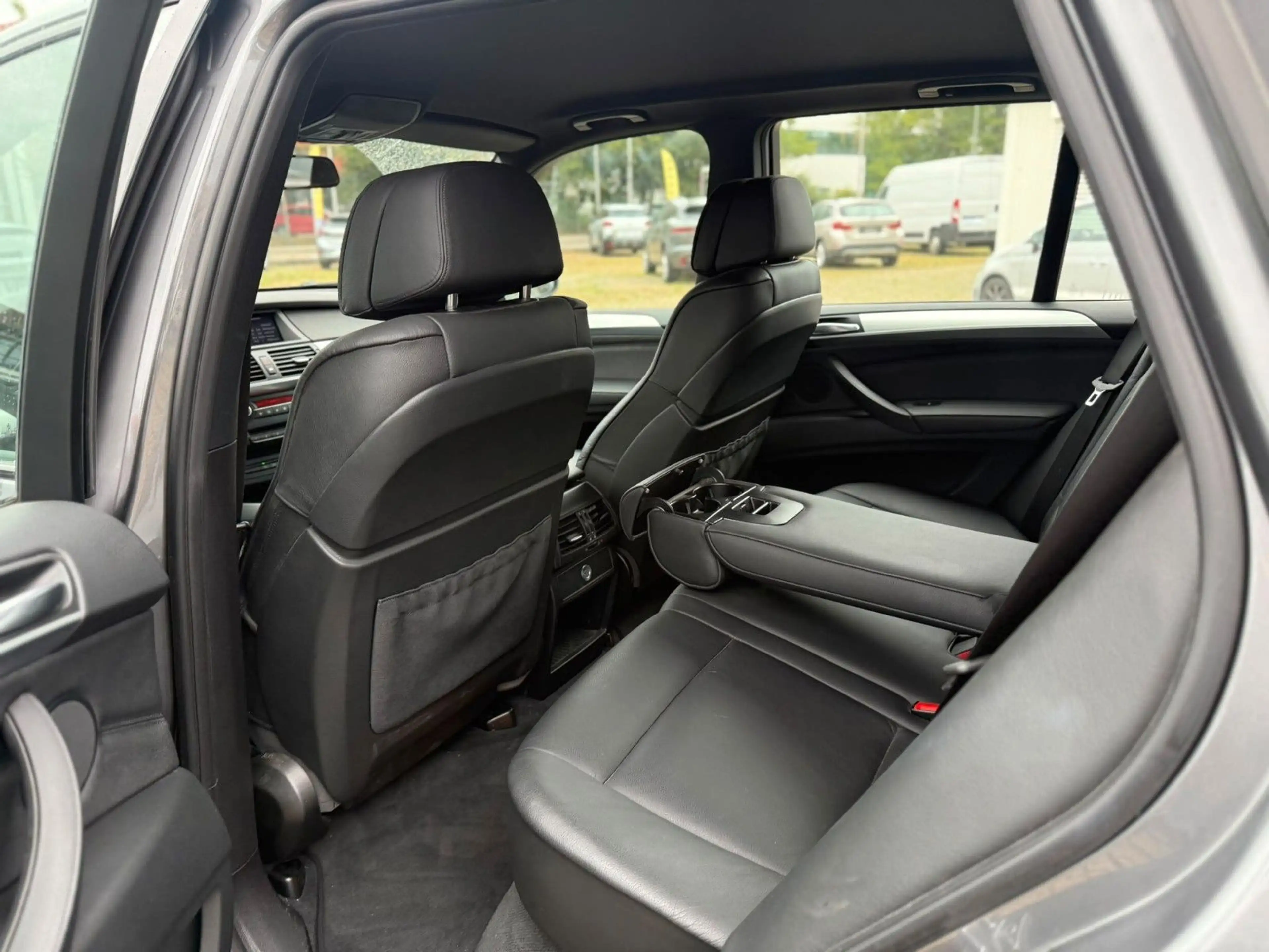 BMW X5 xDrive 35 d — photo 13