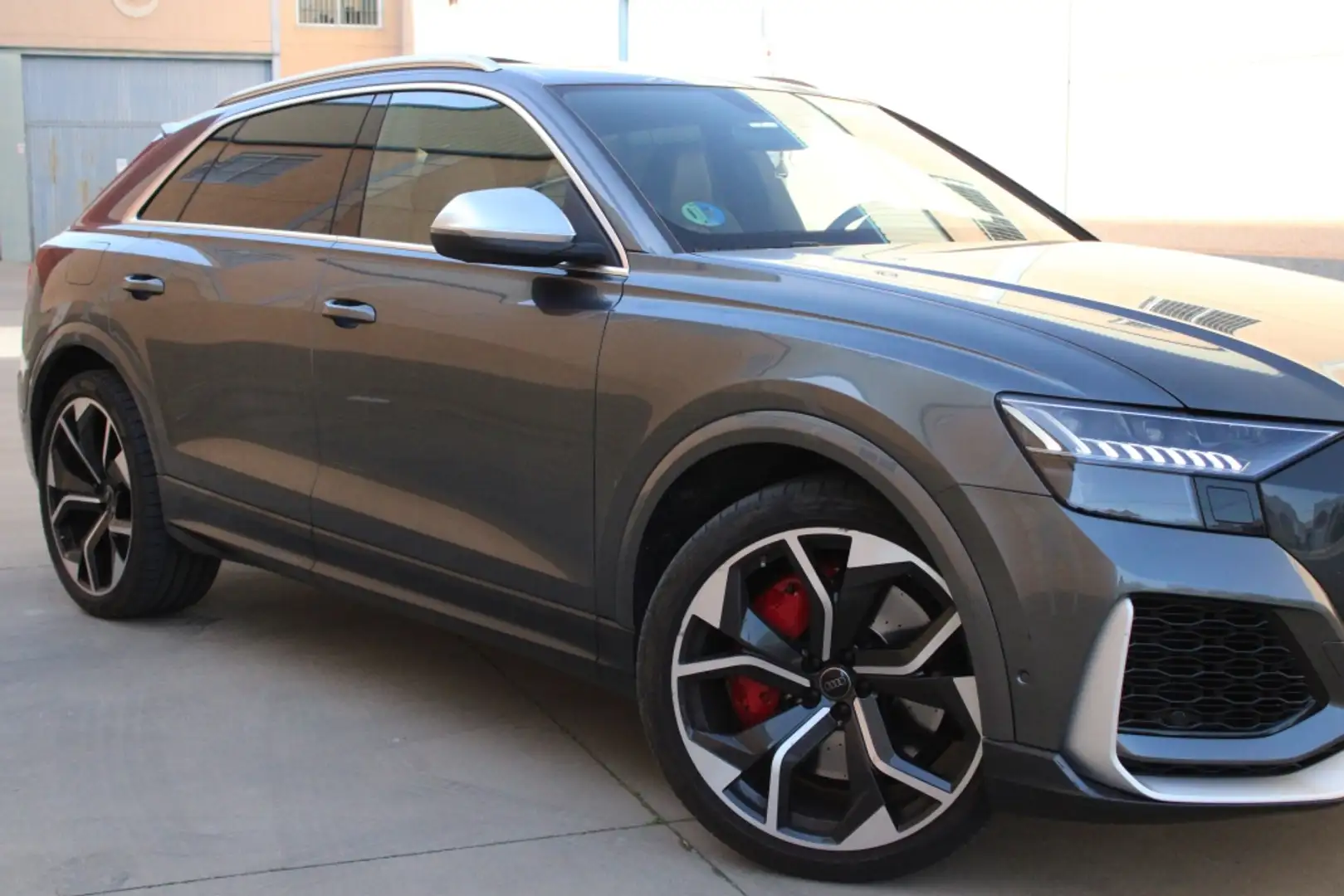 Audi RS Q8 TFSI quattro tiptronic Gris - 2
