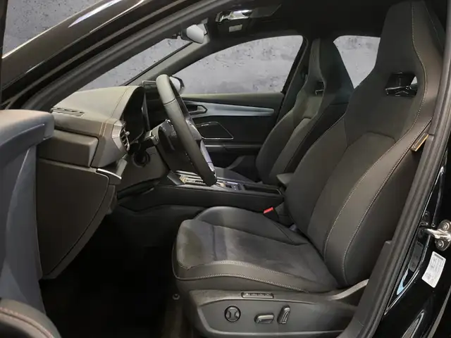 Cupra Formentor view 8