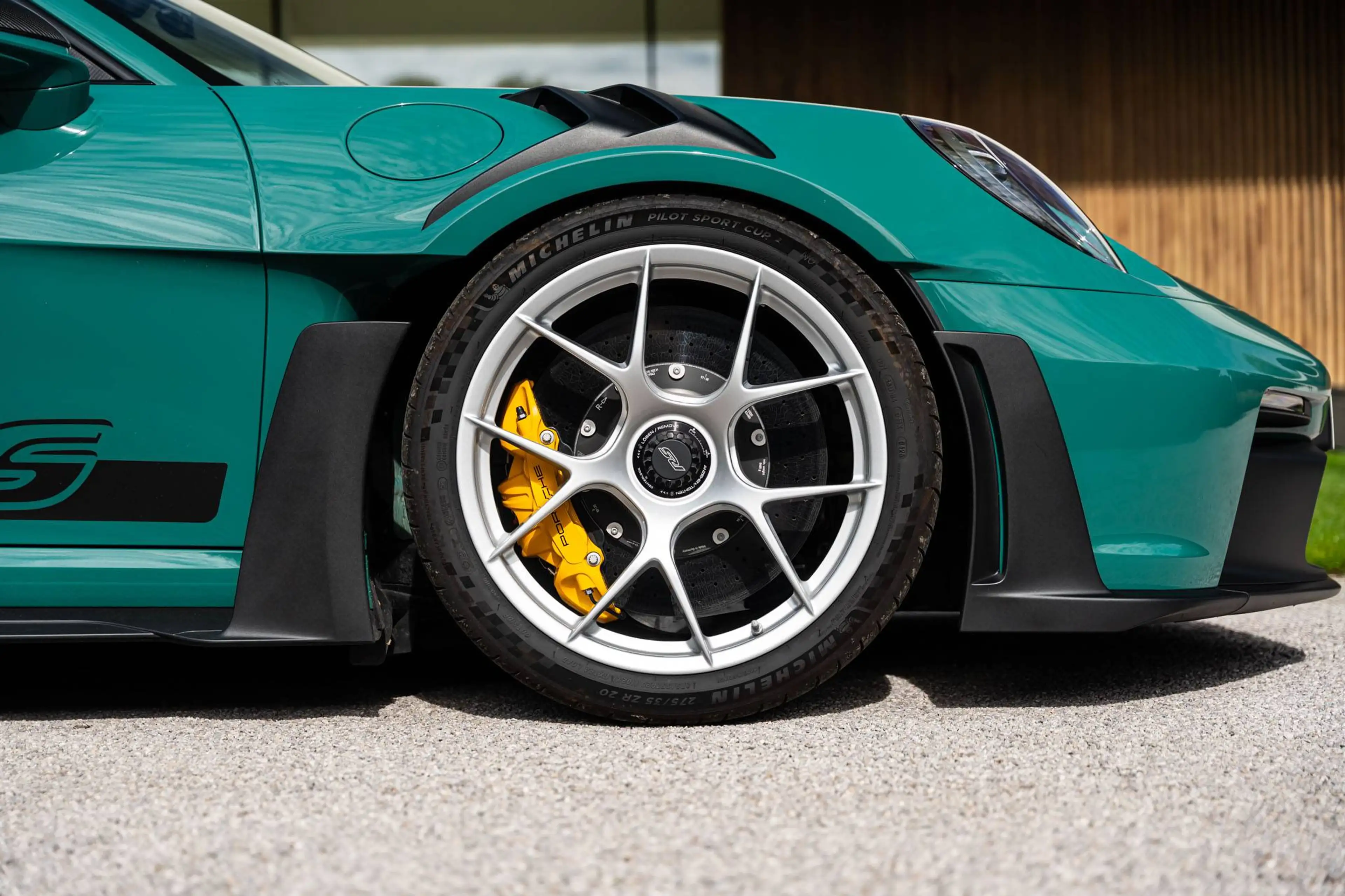 Porsche 992 GT3 RS / WEISSACH / PTS / LIFT / PCCB / CARBON CAGE / MATRIX — photo 10