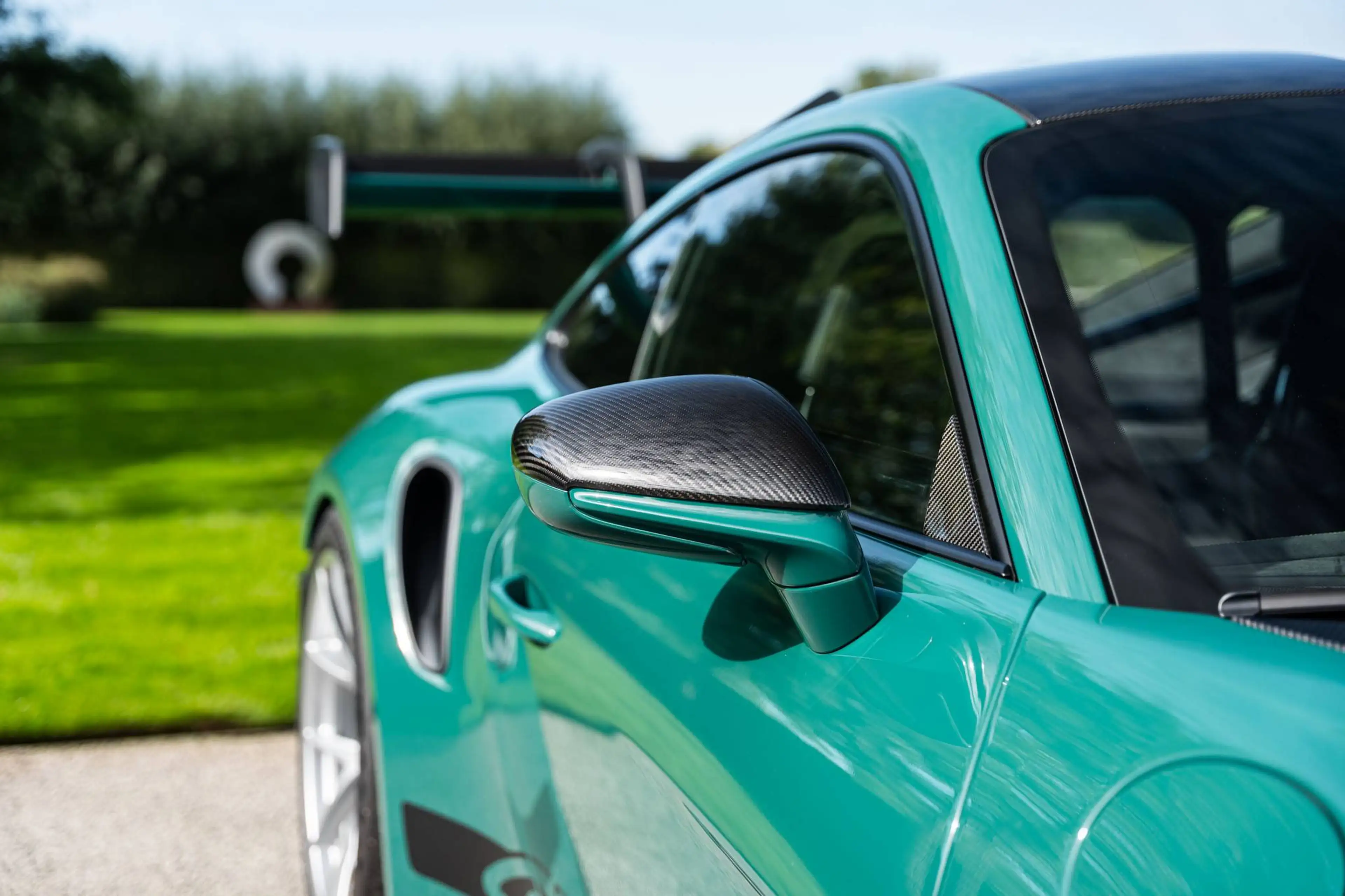 Porsche 992 GT3 RS / WEISSACH / PTS / LIFT / PCCB / CARBON CAGE / MATRIX — photo 12