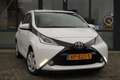 Toyota Aygo 1.0 VVT-i x-play ✅ Navi ✅ Bluetooth ✅ AC ✅ Rijklaa Bianco - thumbnail 3