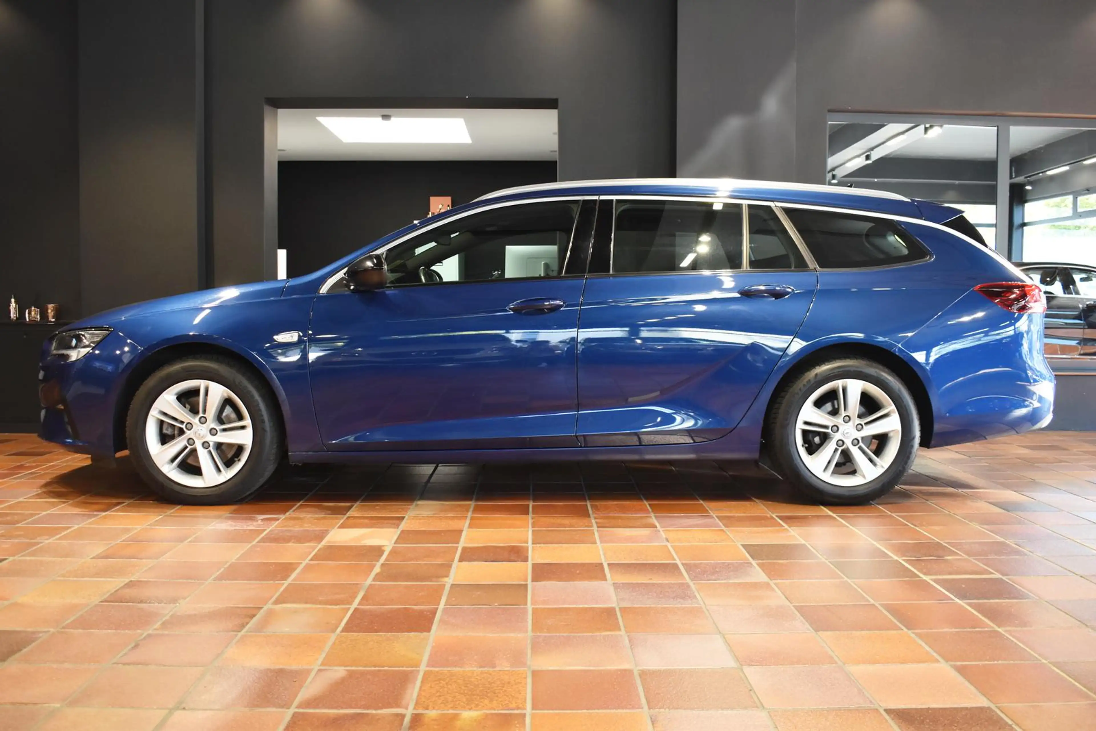 Opel Insignia ST 2.0 ACC HEADUP KEYLESS MATRIX KAMERA — photo 2