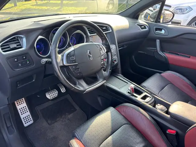Citroen DS4 view 12