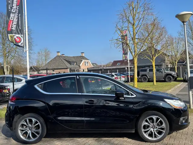 Citroen DS4 view 5