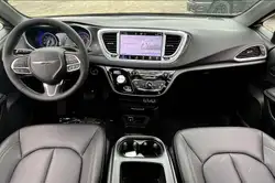 Chrysler Grand Caravan 2025