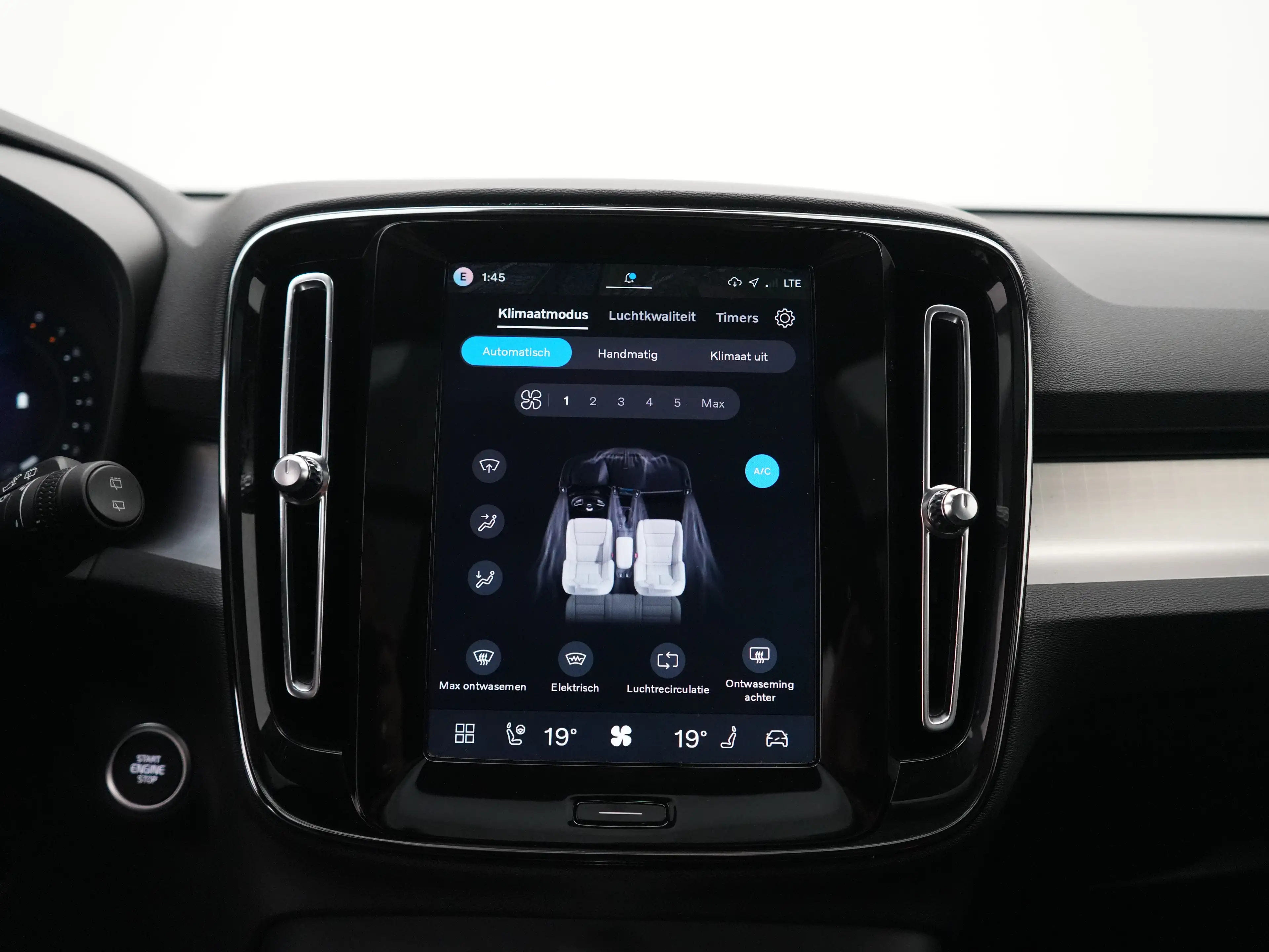 Volvo XC40 B4 Plus Dark | Harman/Kardon | Panoramadak | Nubuc — photo 44
