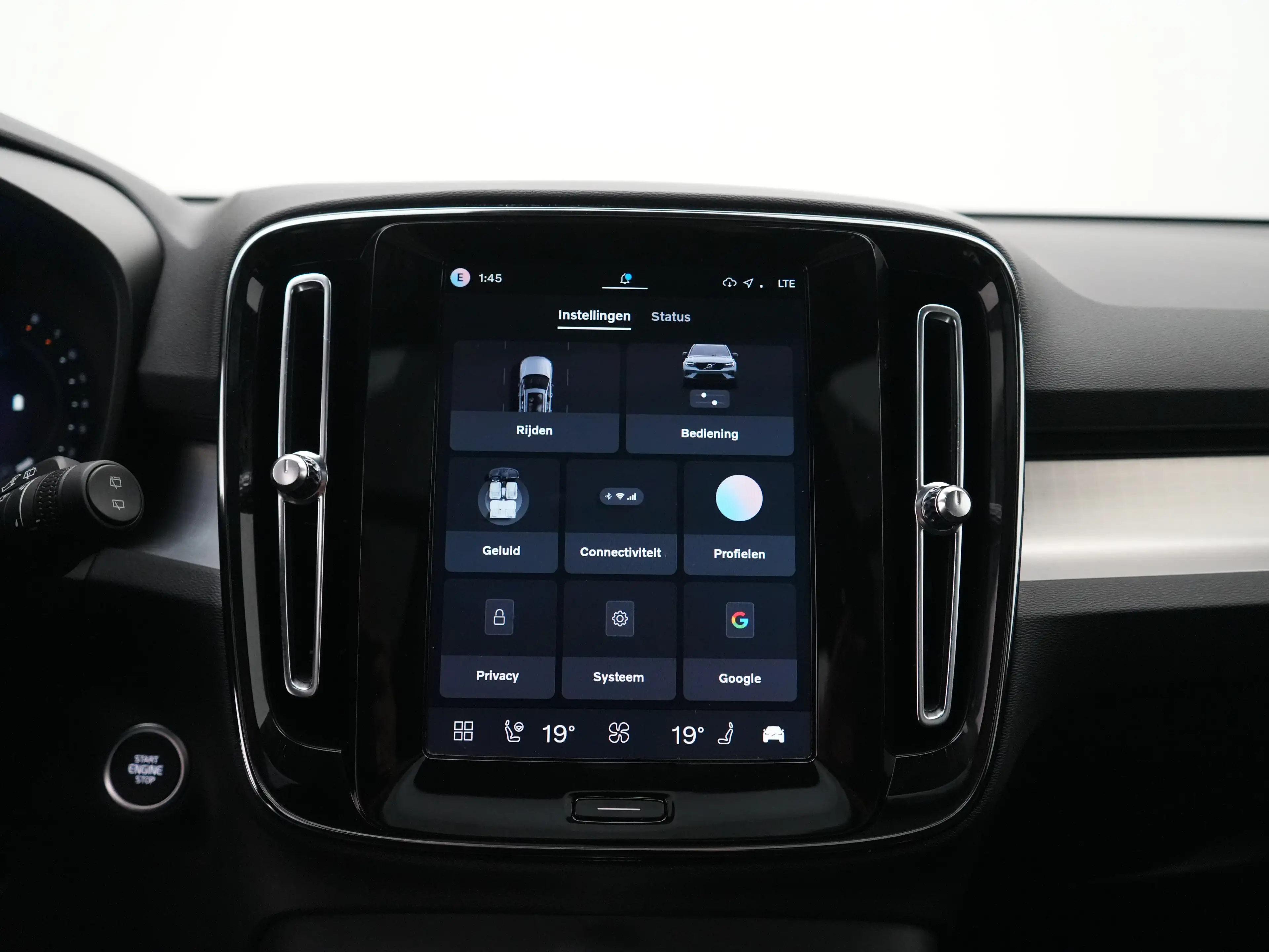 Volvo XC40 B4 Plus Dark | Harman/Kardon | Panoramadak | Nubuc — photo 42