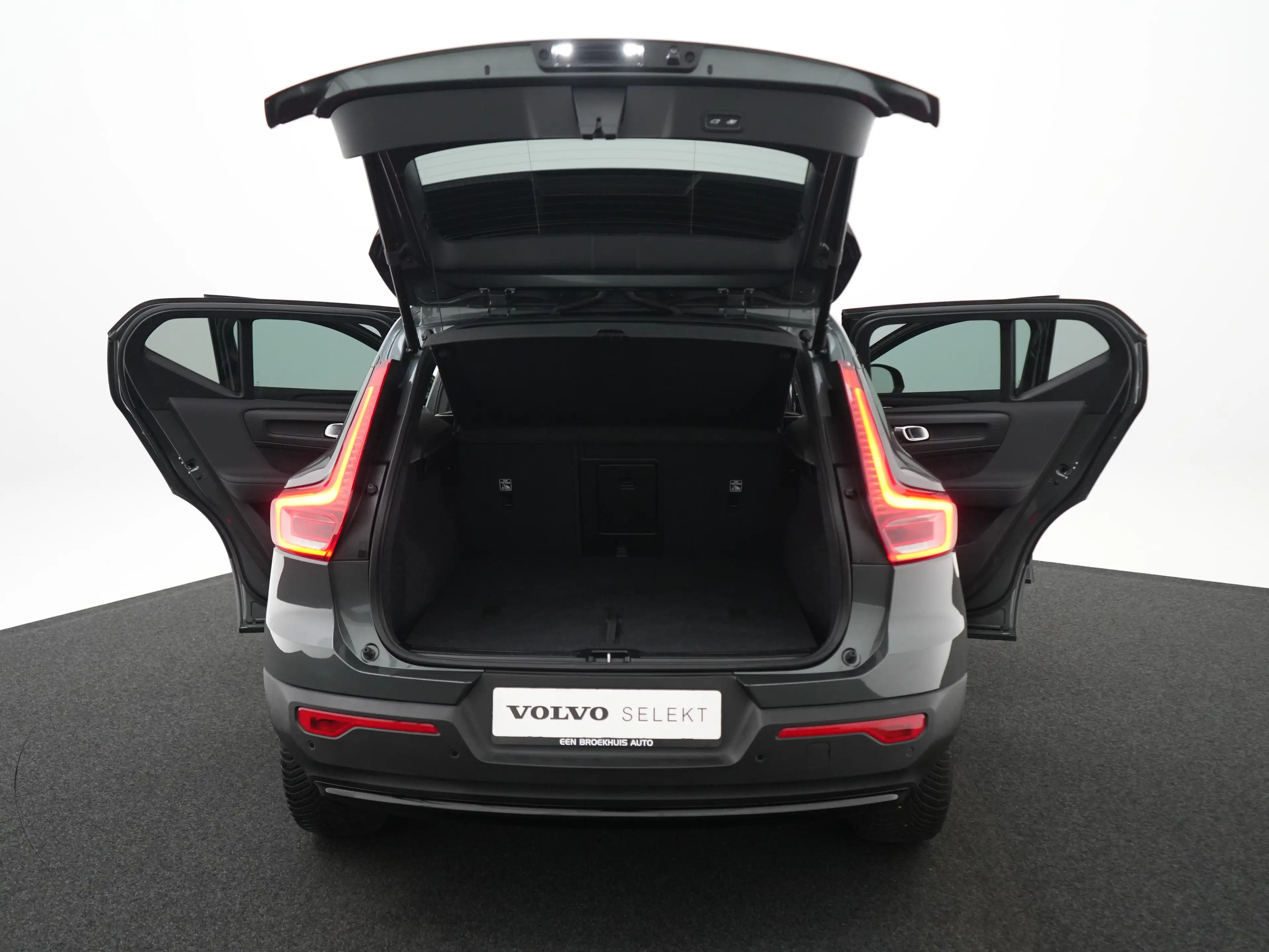 Volvo XC40 B4 Plus Dark | Harman/Kardon | Panoramadak | Nubuc — photo 14
