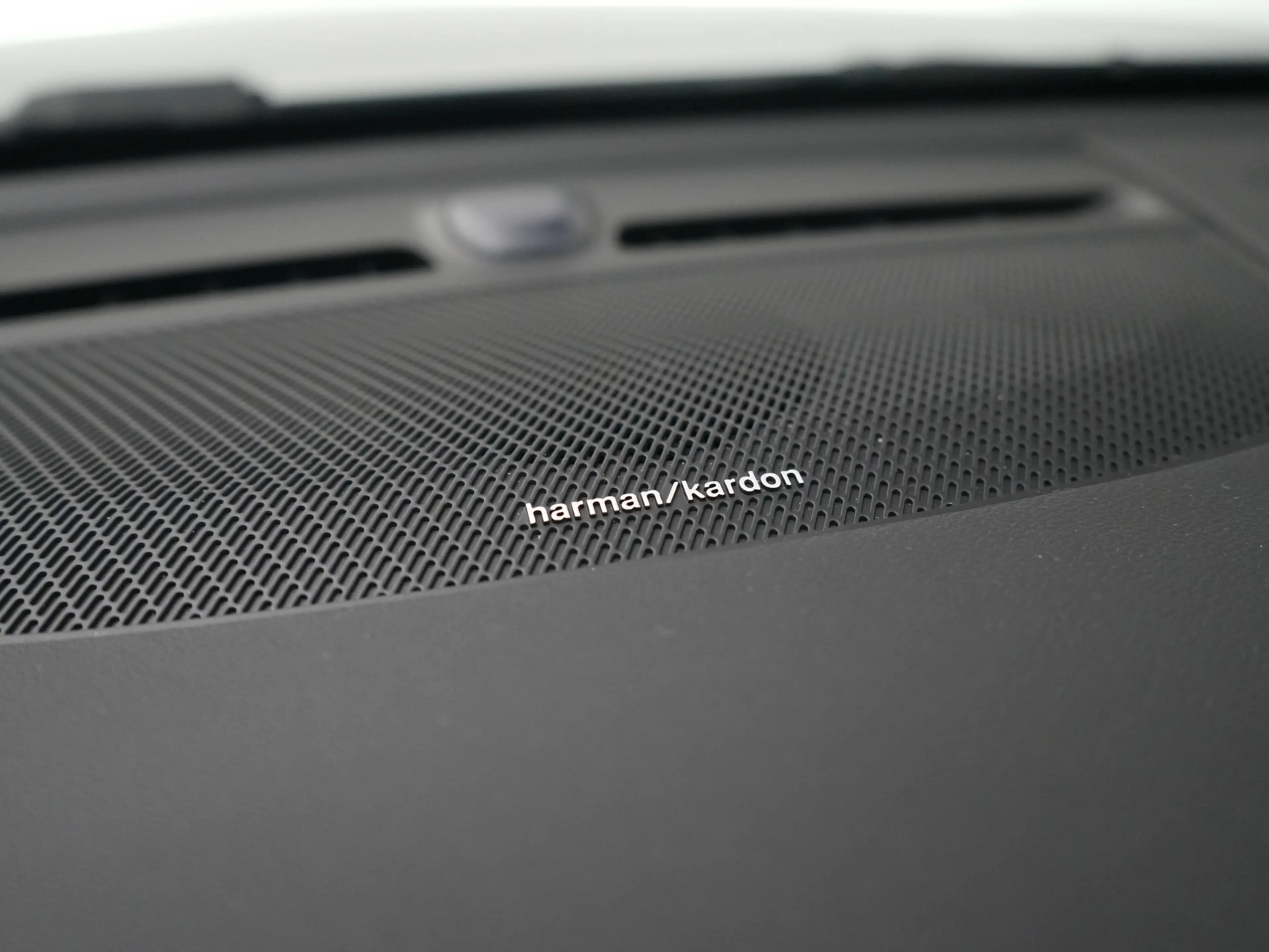 Volvo XC40 B4 Plus Dark | Harman/Kardon | Panoramadak | Nubuc — photo 26