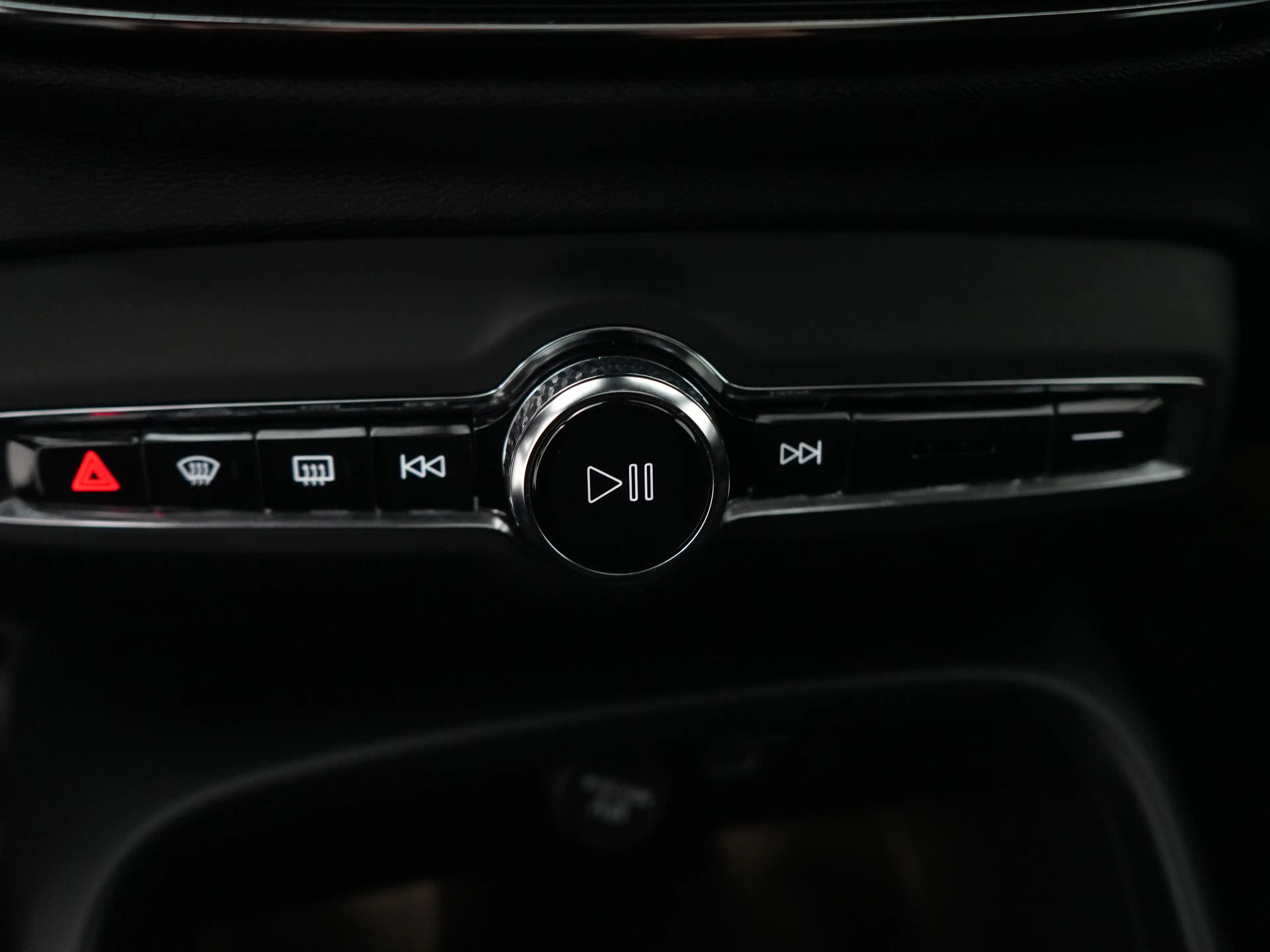 Volvo XC40 B4 Plus Dark | Harman/Kardon | Panoramadak | Nubuc — photo 48