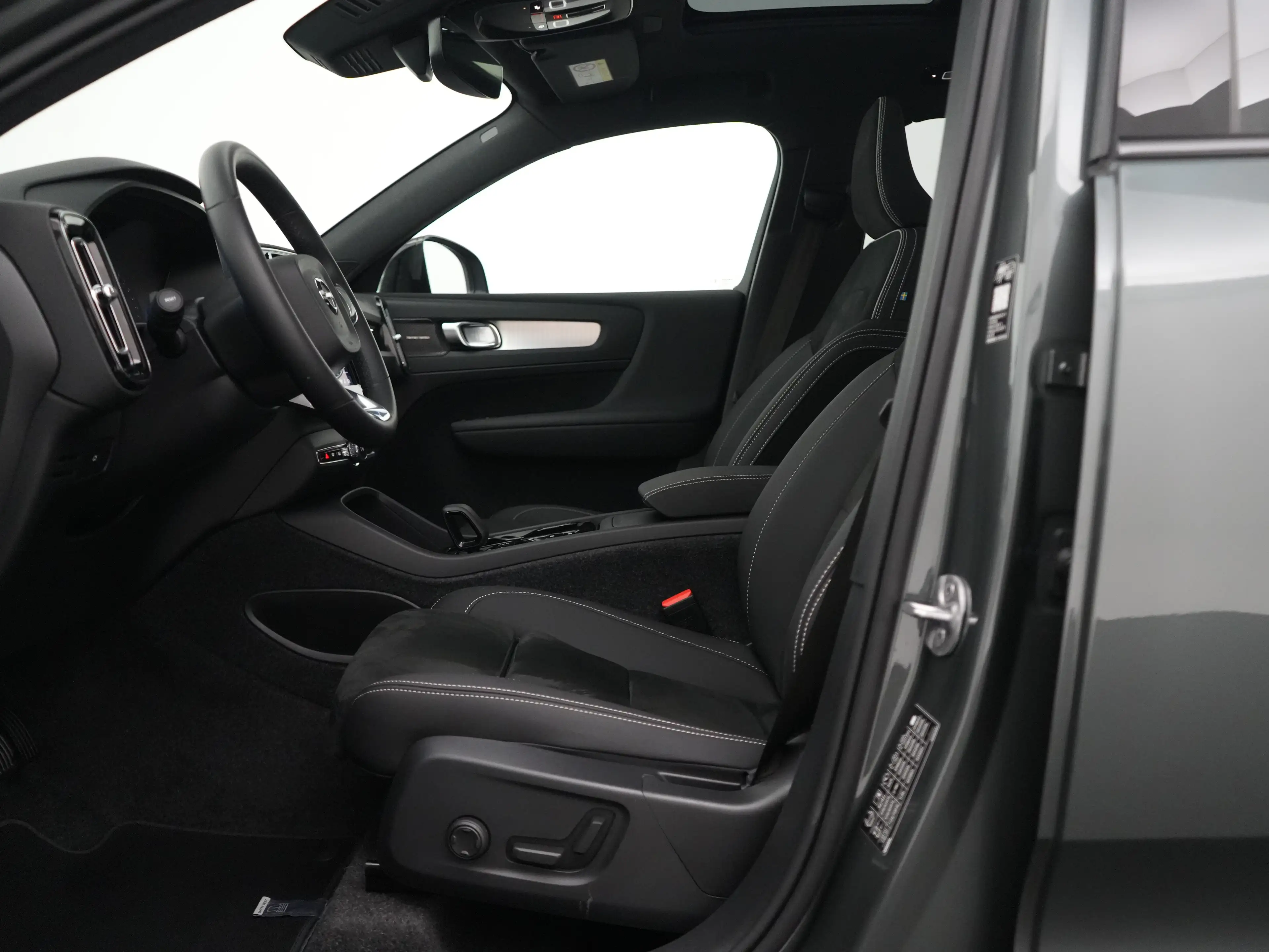 Volvo XC40 B4 Plus Dark | Harman/Kardon | Panoramadak | Nubuc — photo 9