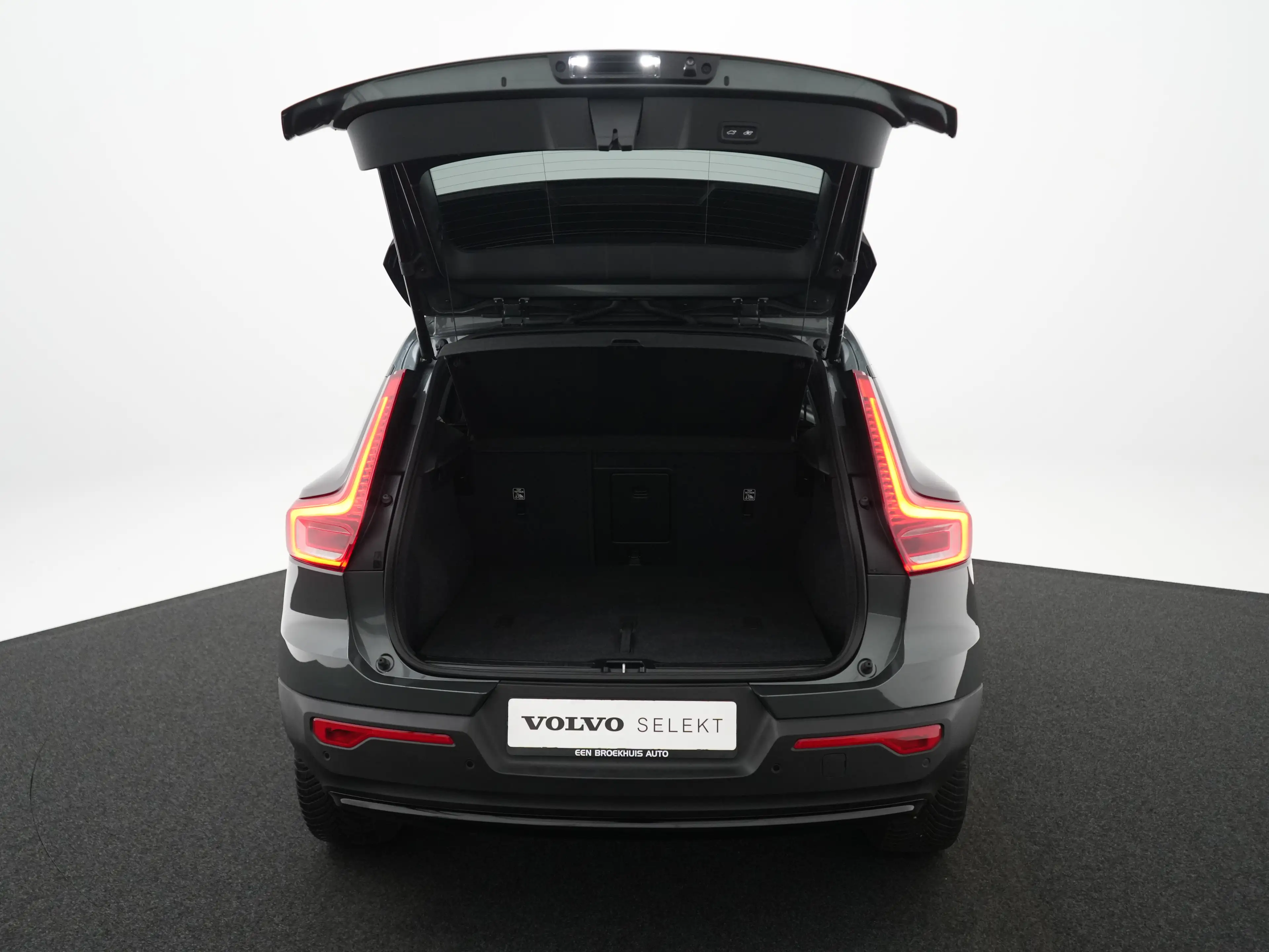 Volvo XC40 B4 Plus Dark | Harman/Kardon | Panoramadak | Nubuc — photo 13