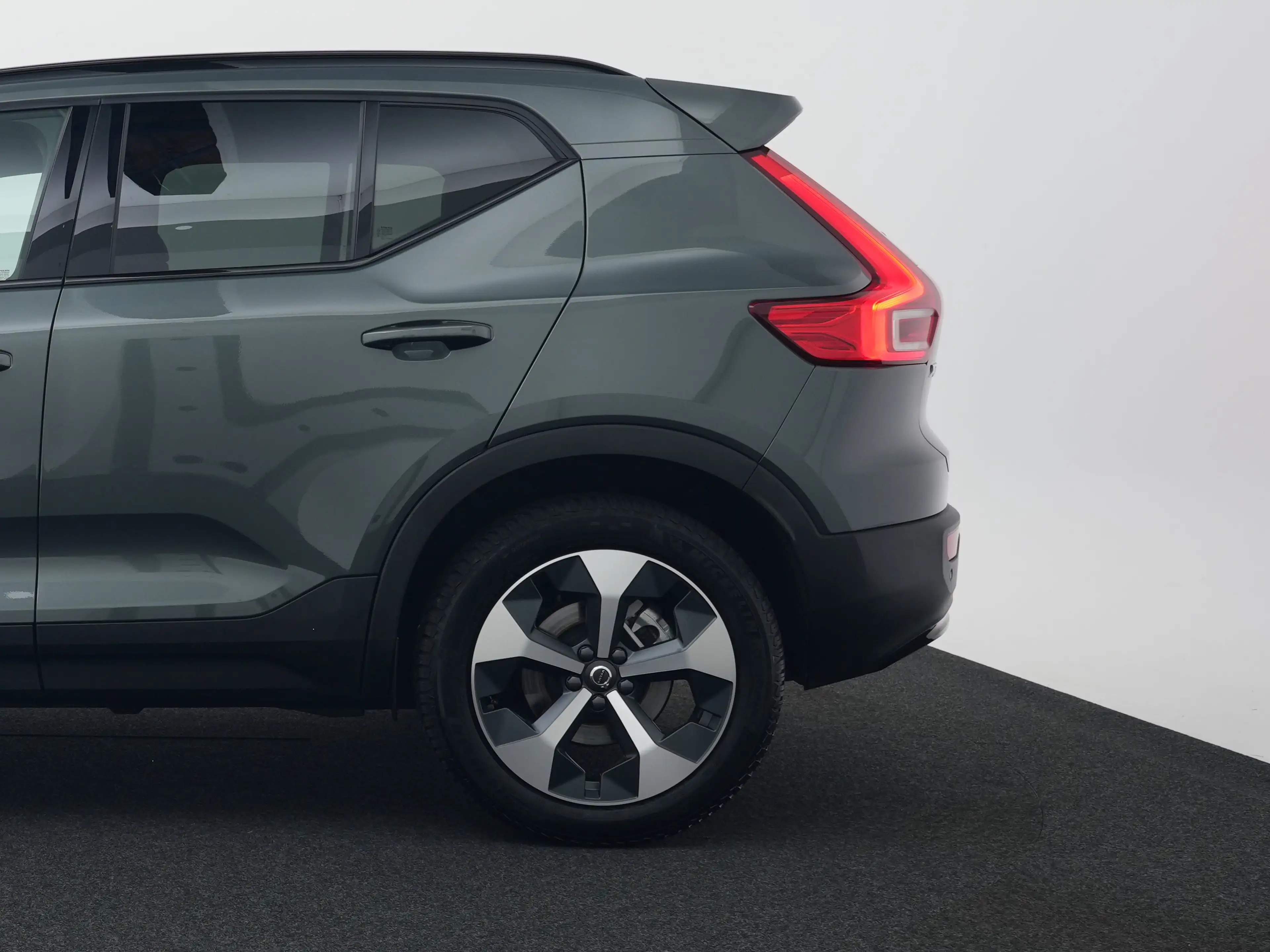Volvo XC40 B4 Plus Dark | Harman/Kardon | Panoramadak | Nubuc — photo 47