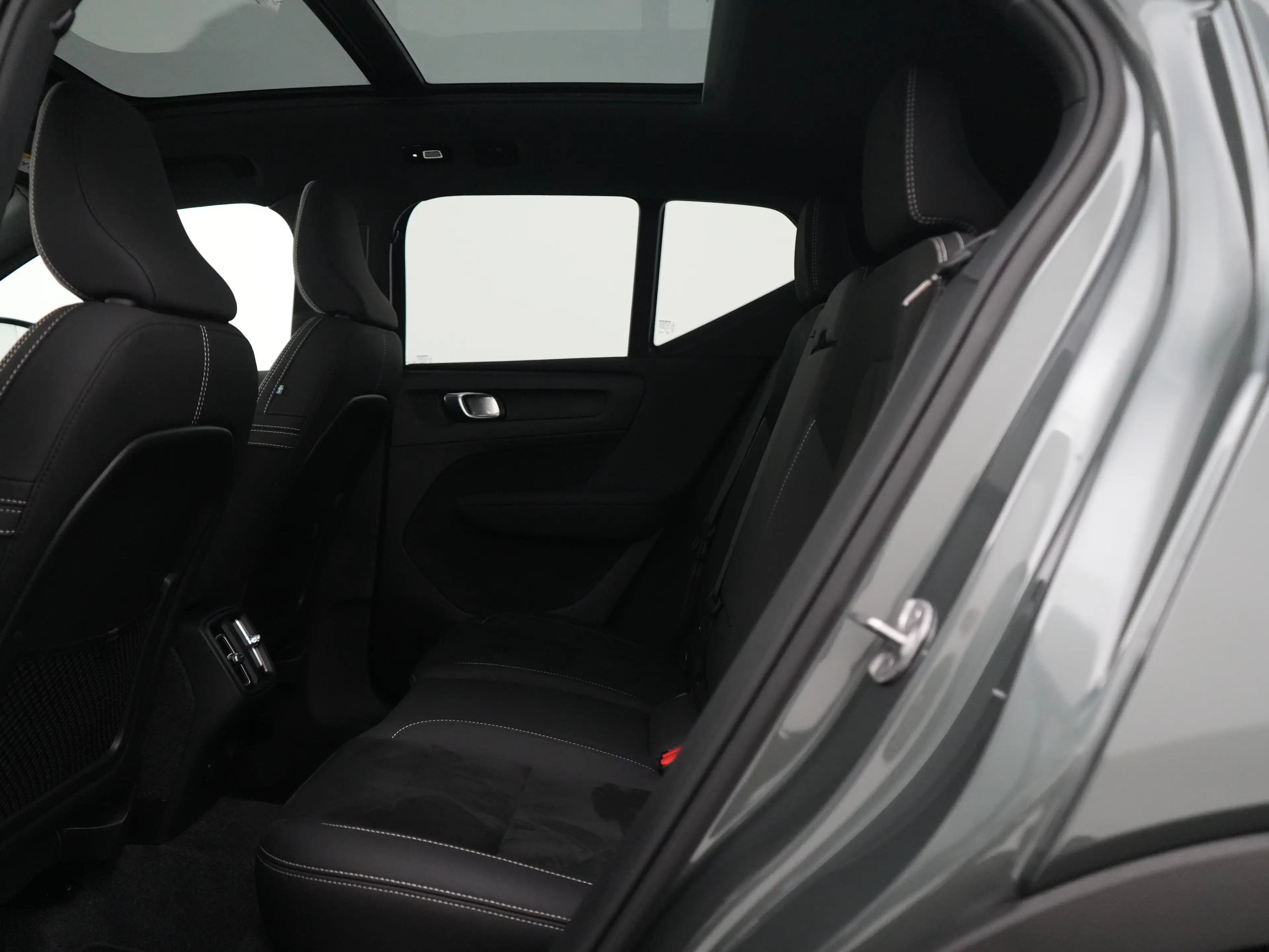 Volvo XC40 B4 Plus Dark | Harman/Kardon | Panoramadak | Nubuc — photo 10