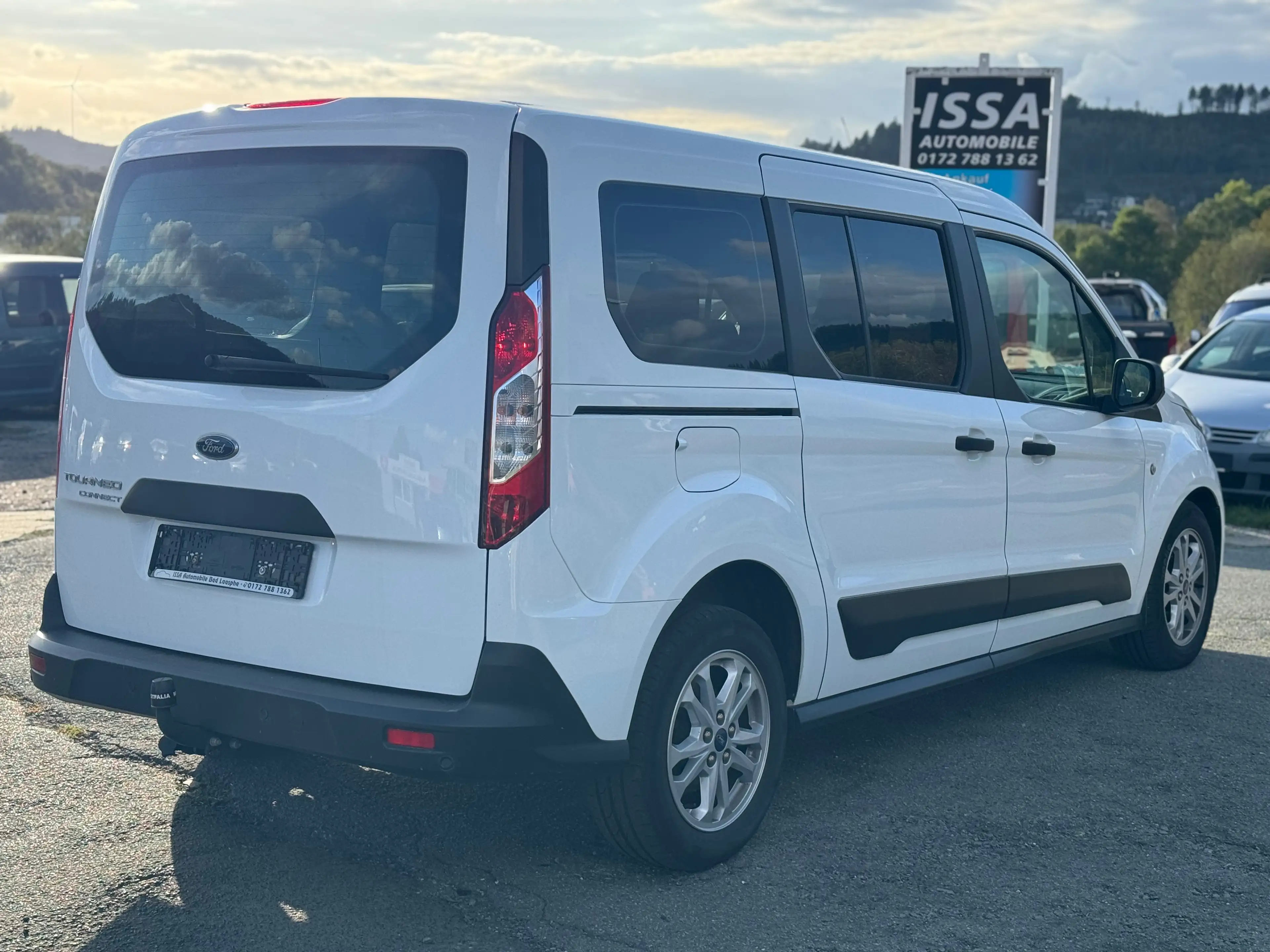 Ford Tourneo Connect Klima/Euro6/AHK/7-Sitzer/ — photo 5