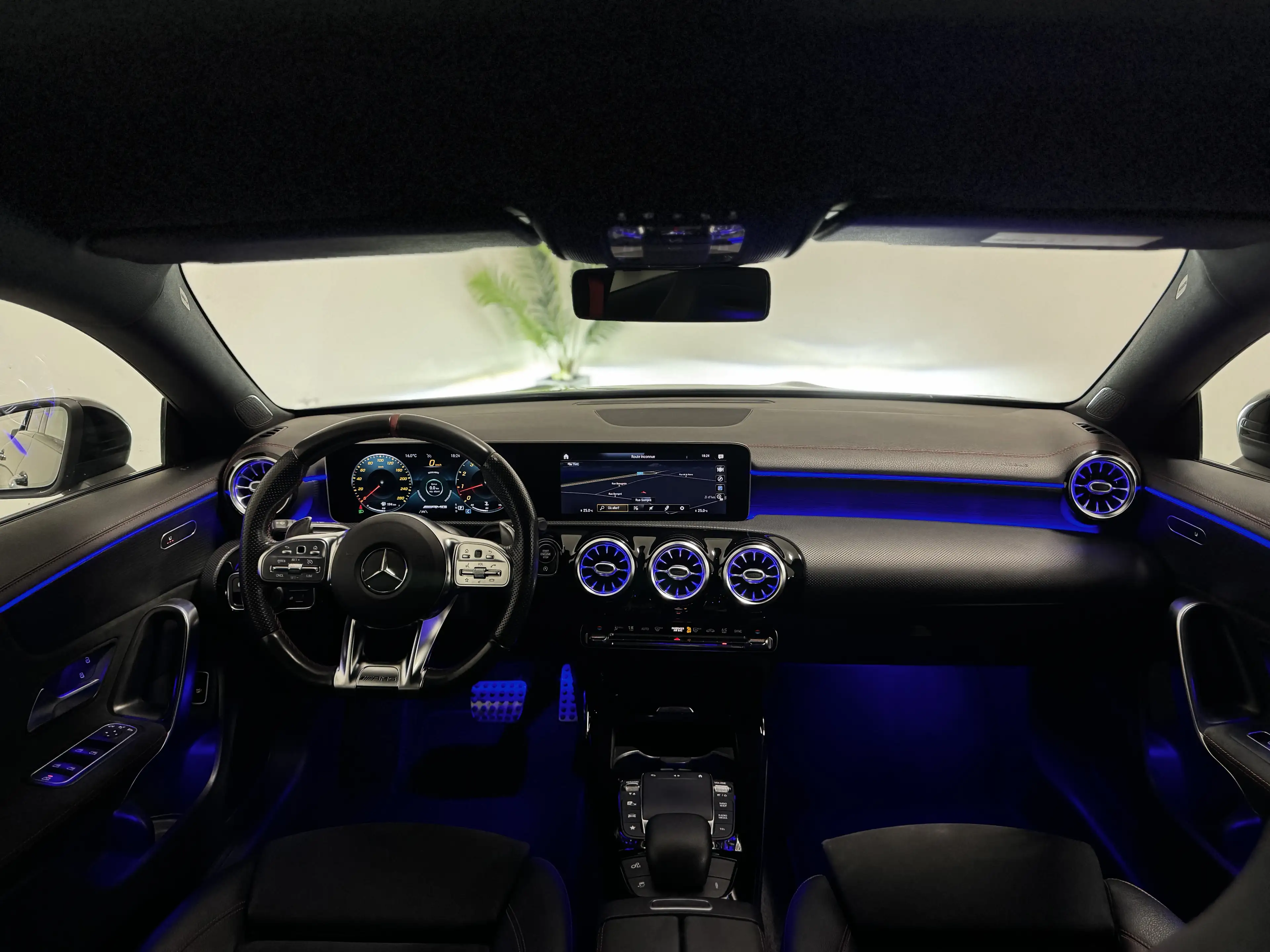 Mercedes-Benz CLA 35 AMG Coupé 7G-DCT 4Matic*Akrapovic — photo 11