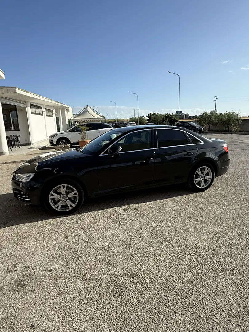 Audi A4 2.0 tdi ultra Business Sport 190cv s-tronic - 2