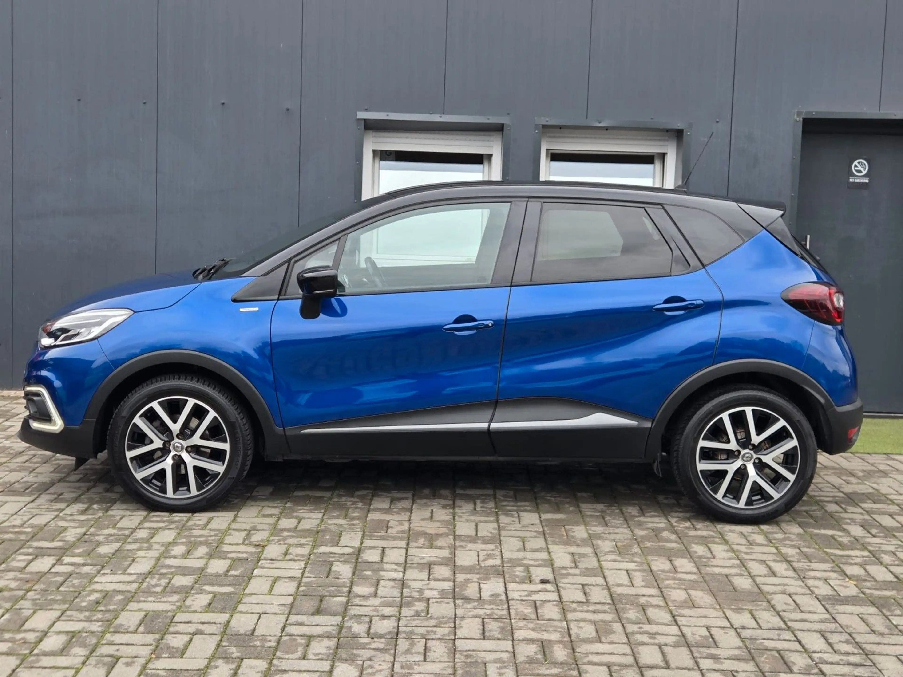 Renault Captur Version S 1.3/NAVI/AUTOMATIK/TEMP/KLIMATM — photo 5