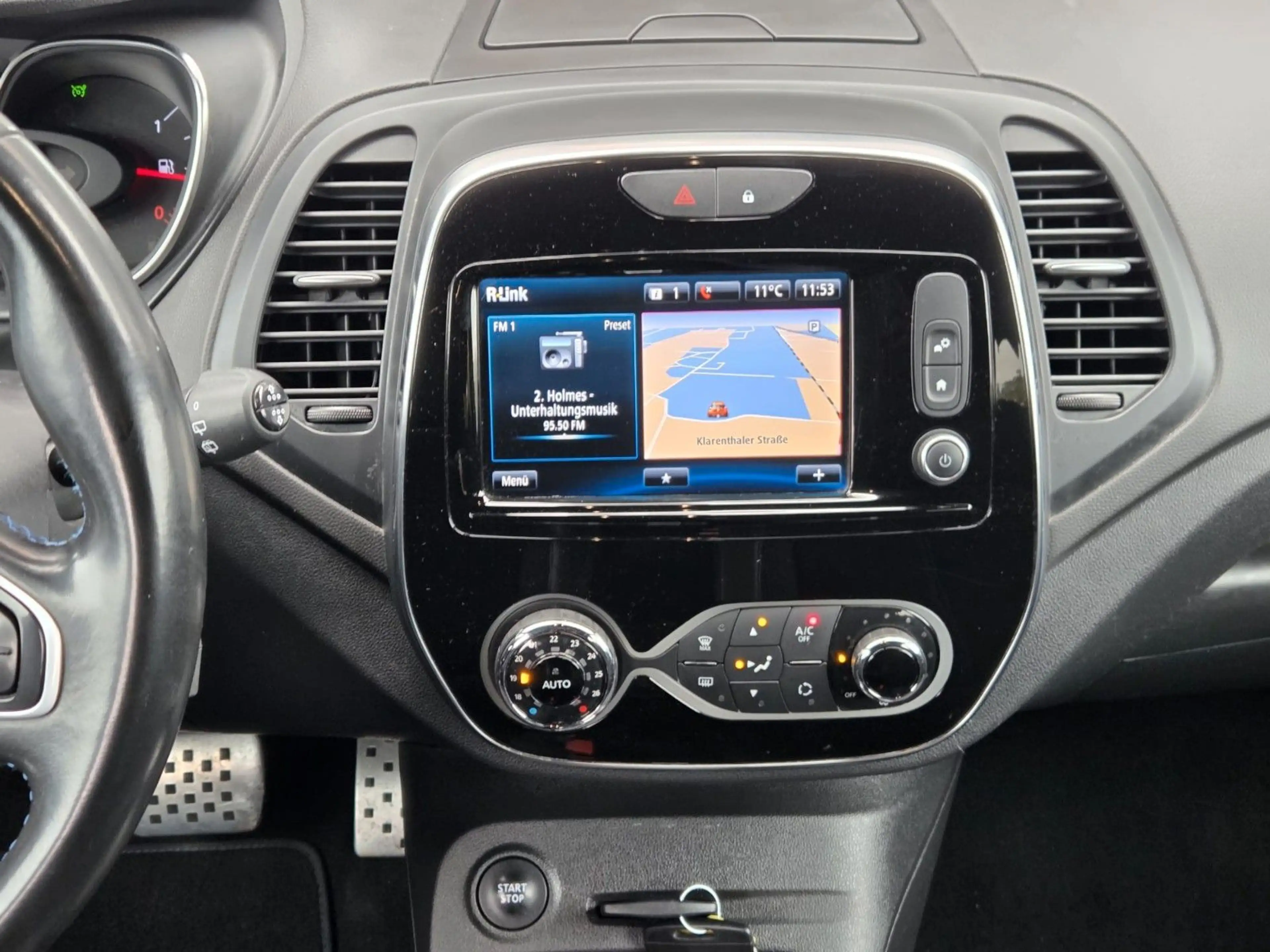 Renault Captur Version S 1.3/NAVI/AUTOMATIK/TEMP/KLIMATM — photo 12