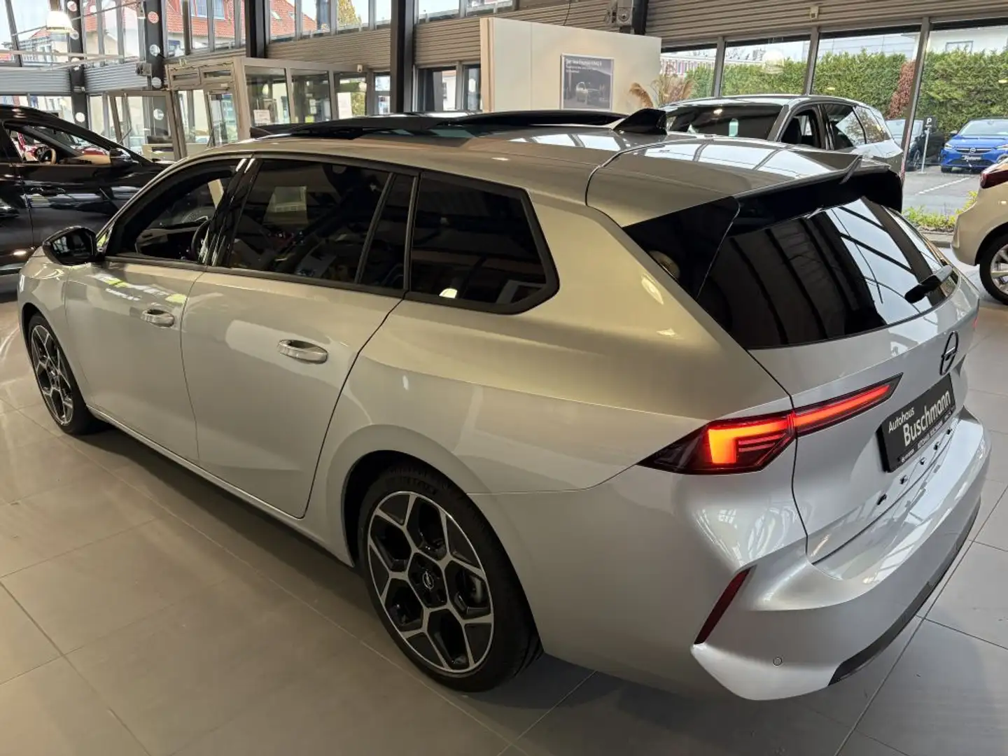 Opel Astra Sports Tourer 1.2 Turbo Automatik Ultimate Argento - 2