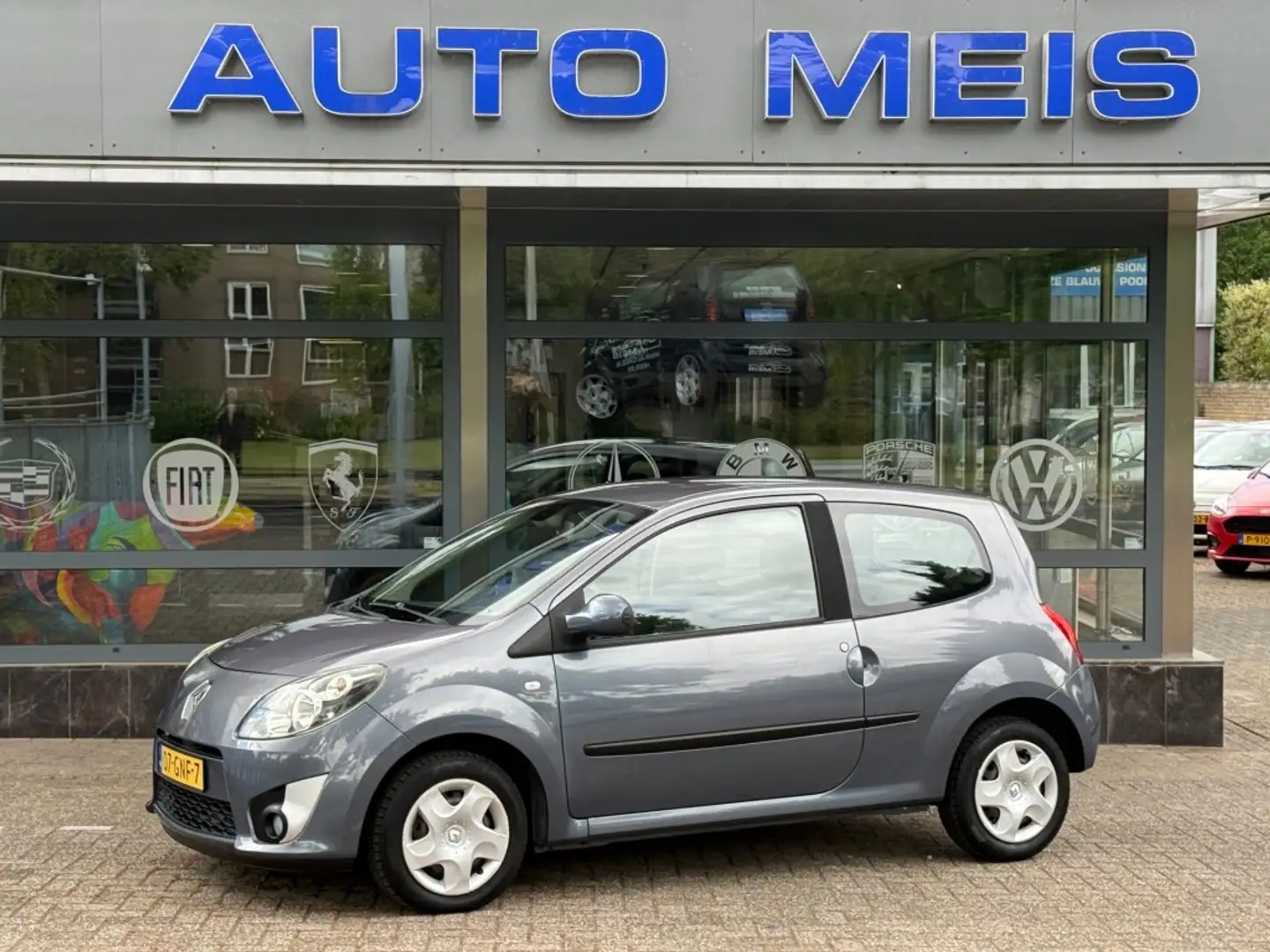 Renault Twingo 1.2 Dynamic Airco Cruise Blauw - 1