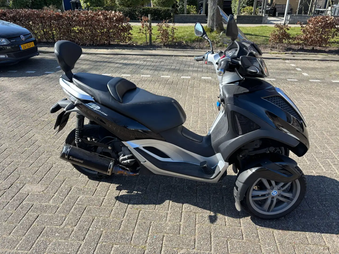 Piaggio MP3 300 Urban Černá - 1