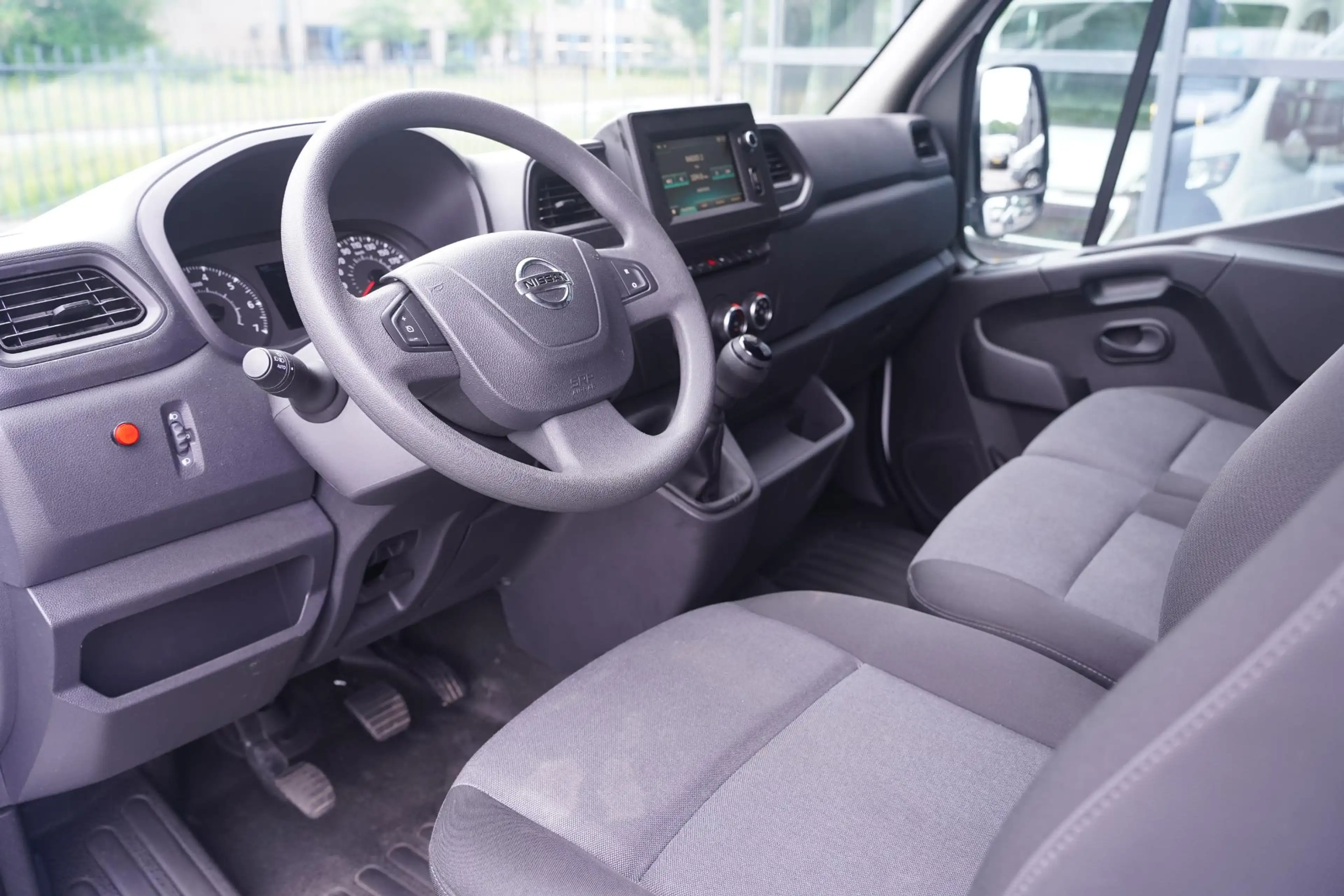Nissan Interstar 2.3 DCi 163 pk Bakwagen met Laadklep Navi, Airco A — photo 23
