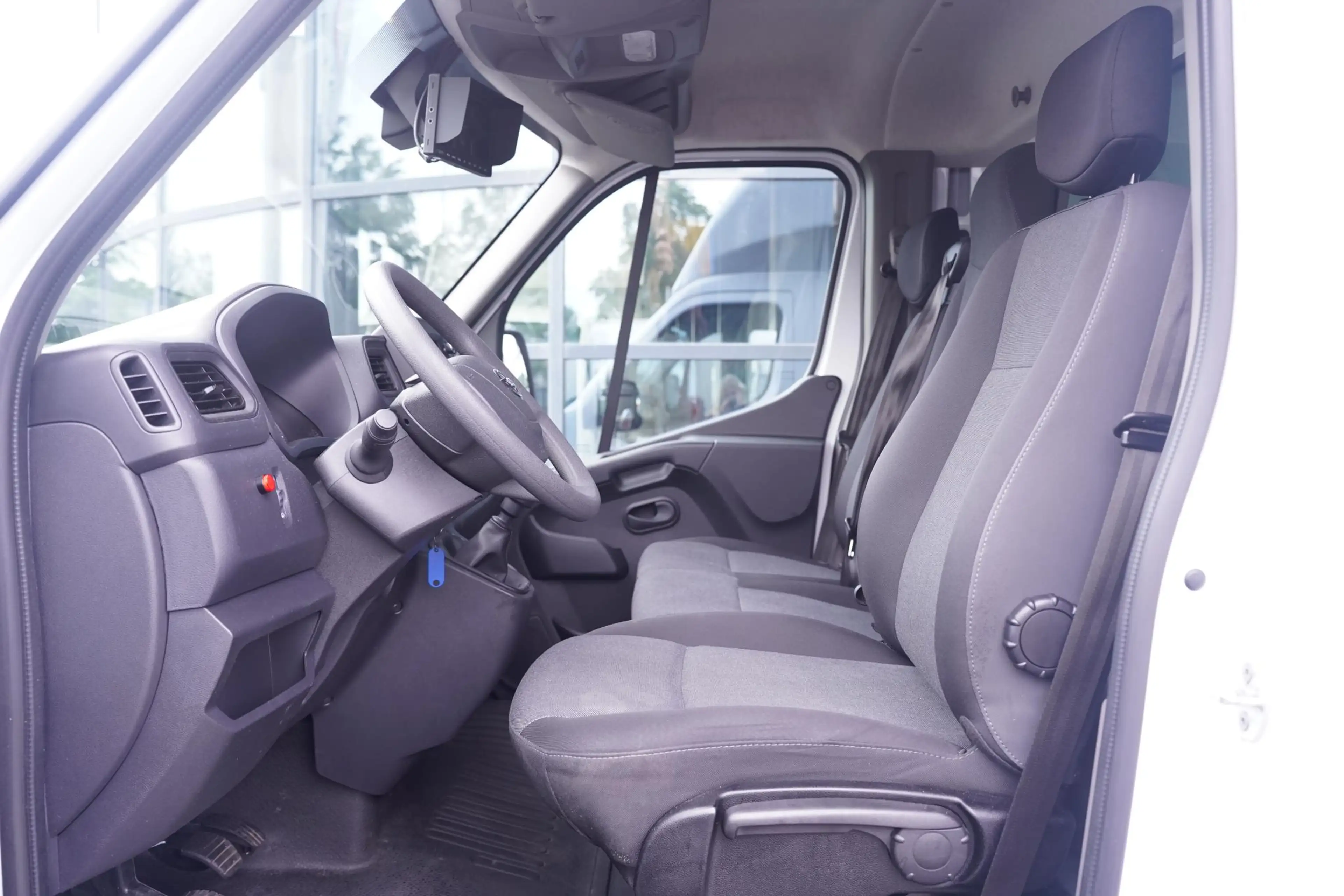 Nissan Interstar 2.3 DCi 163 pk Bakwagen met Laadklep Navi, Airco A — photo 21