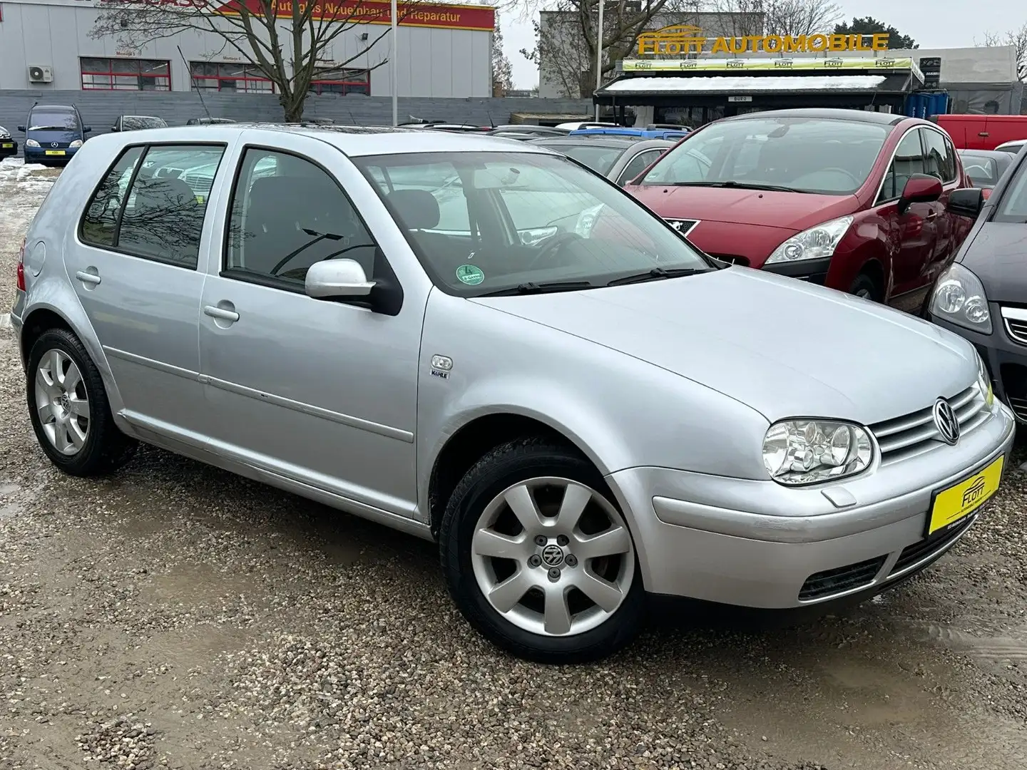 Volkswagen Golf 1.6 Automatik*Special*SitzH*Klima*TÜV NEU Silber - 1