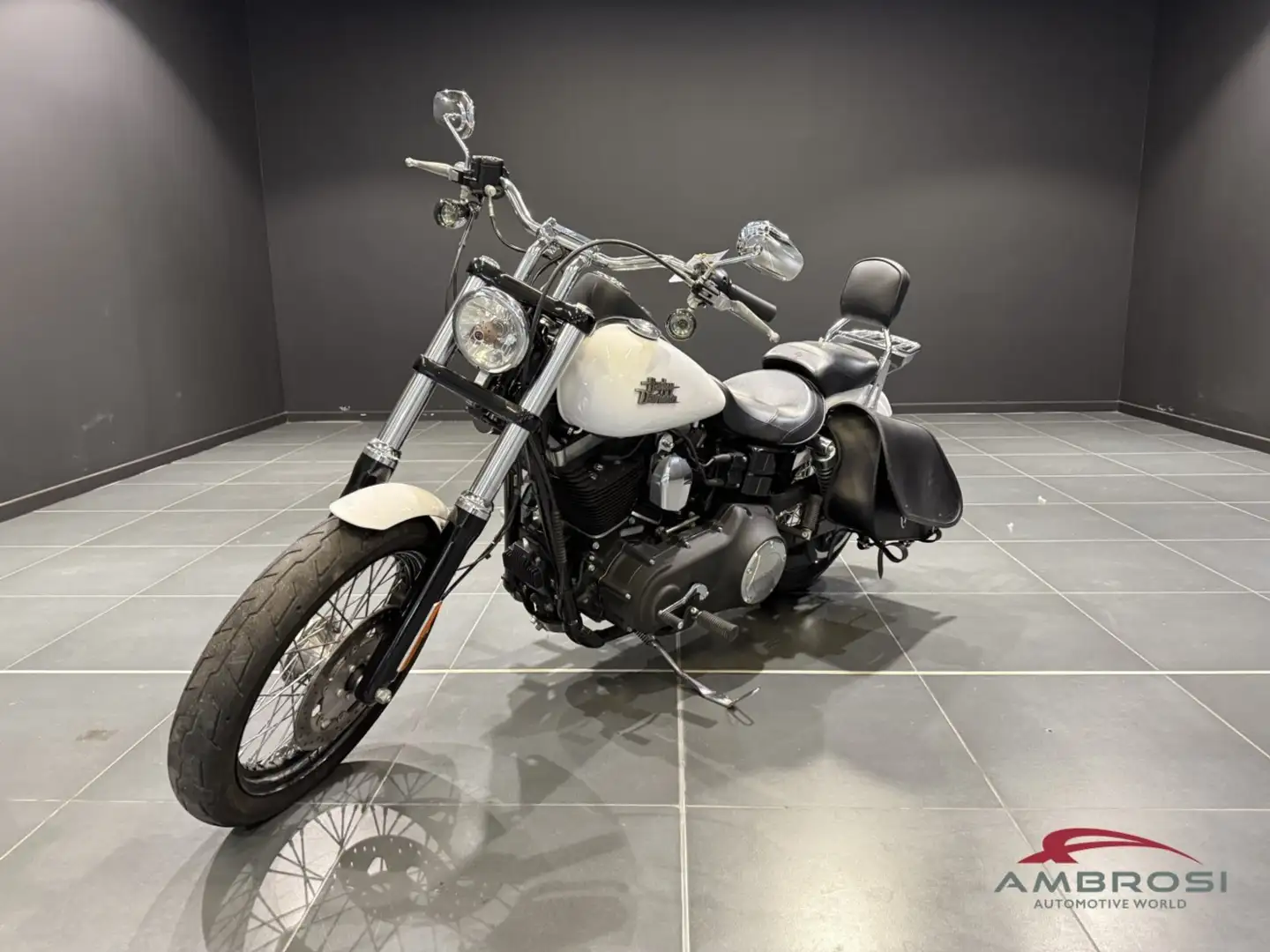 Harley-Davidson Dyna Street Bob DYNA STREET BOB 1690 Alb - 2