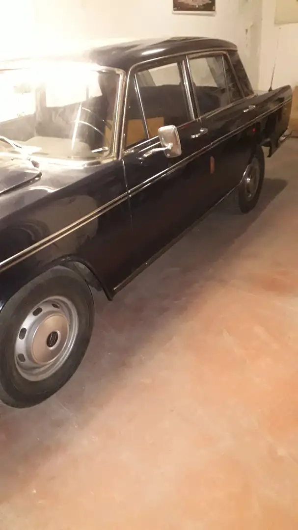 Fiat 2300 Berlina Blau - 1