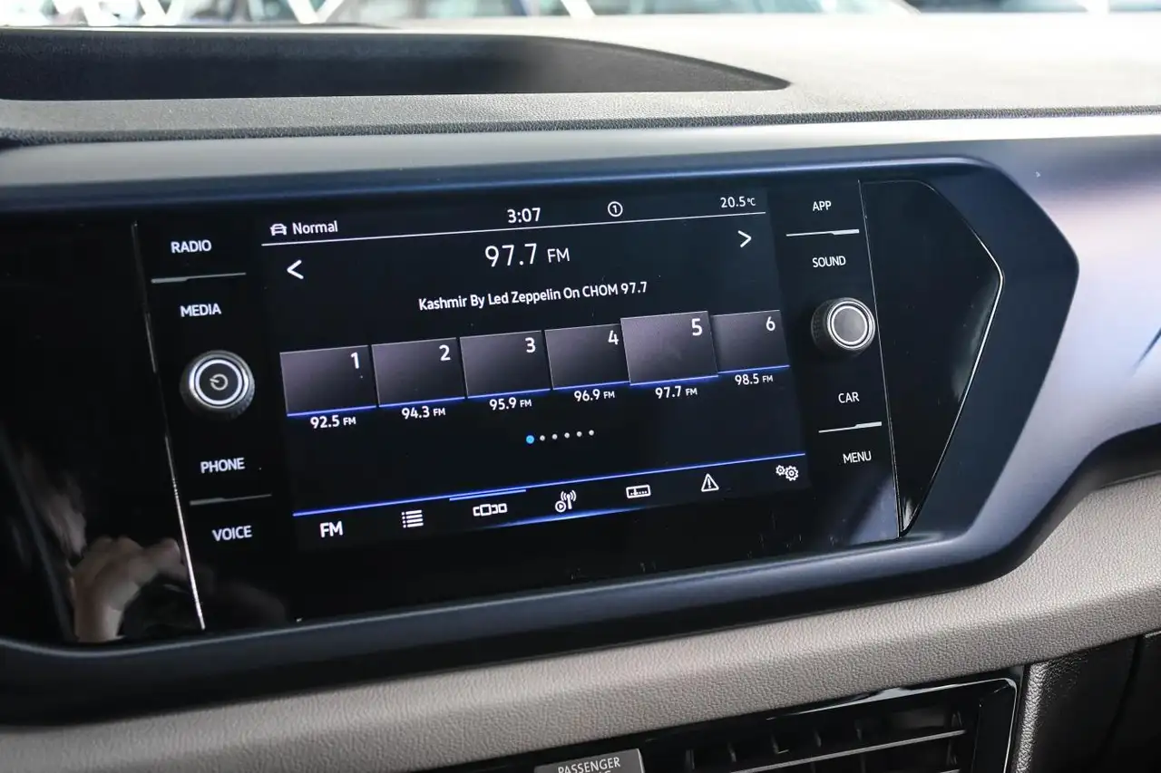 Volkswagen Taos снимка Volkswagen Taos