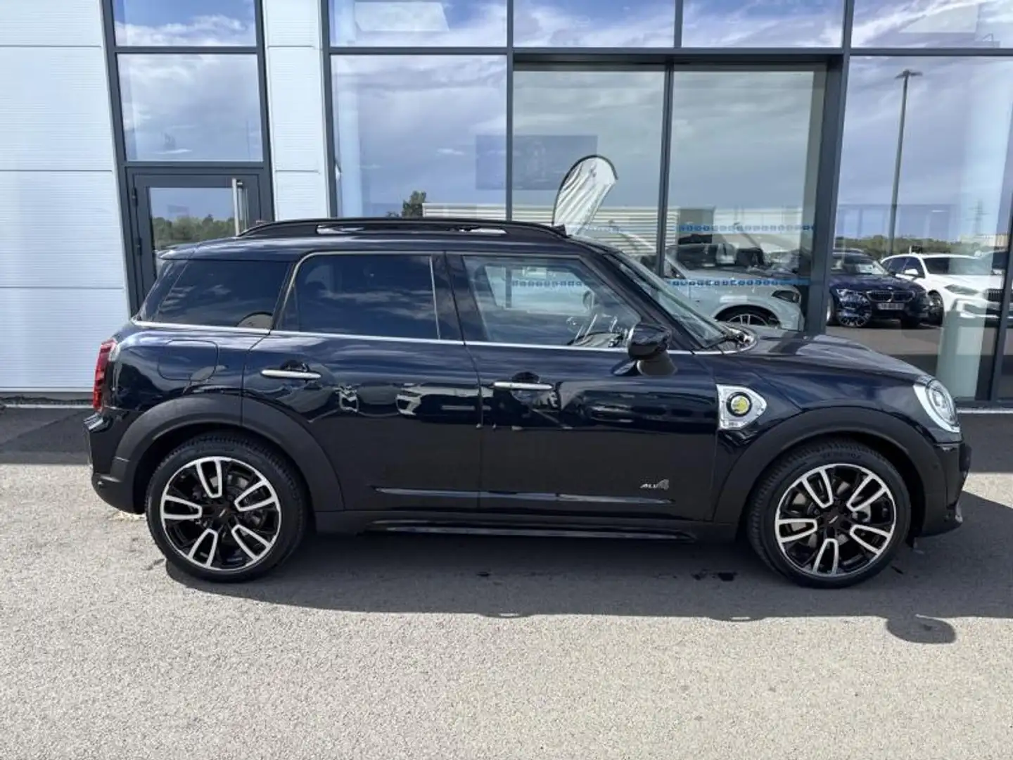 MINI Countryman C Cooper SE 125ch + 95ch JCW ALL4 BVA6 Noir - 2