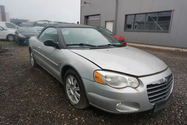 Chrysler Sebring Cabrio 2.0 LX*LEDER*ZV-FUNK*TEMPOMAT !!