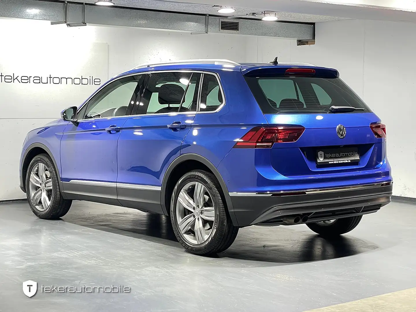 Volkswagen Tiguan 2.0 TSI Highline 4Motion *CarPlay*Pano*LED*DSG* Blau - 2