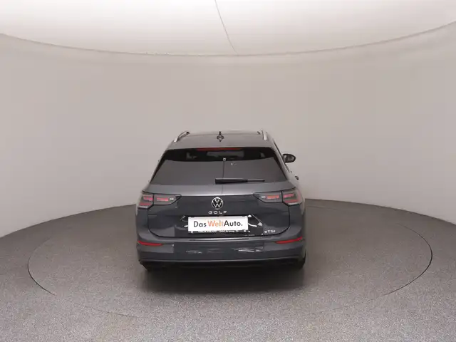 Volkswagen Golf view 6