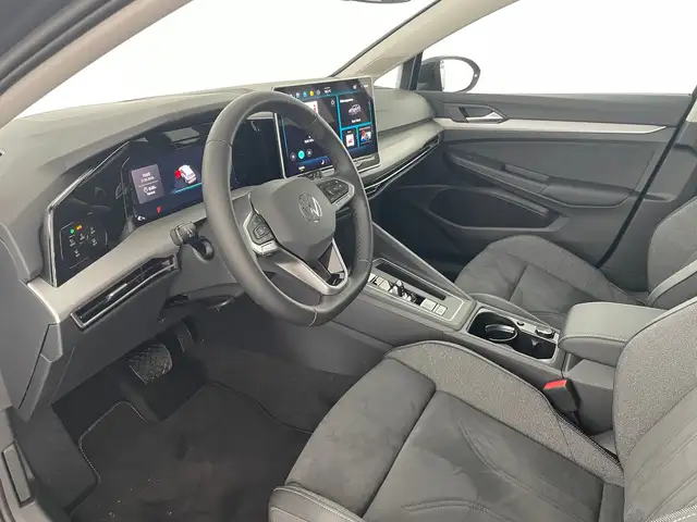 Volkswagen Golf view 8