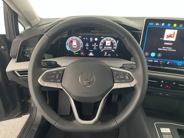 Volkswagen Golf view 13