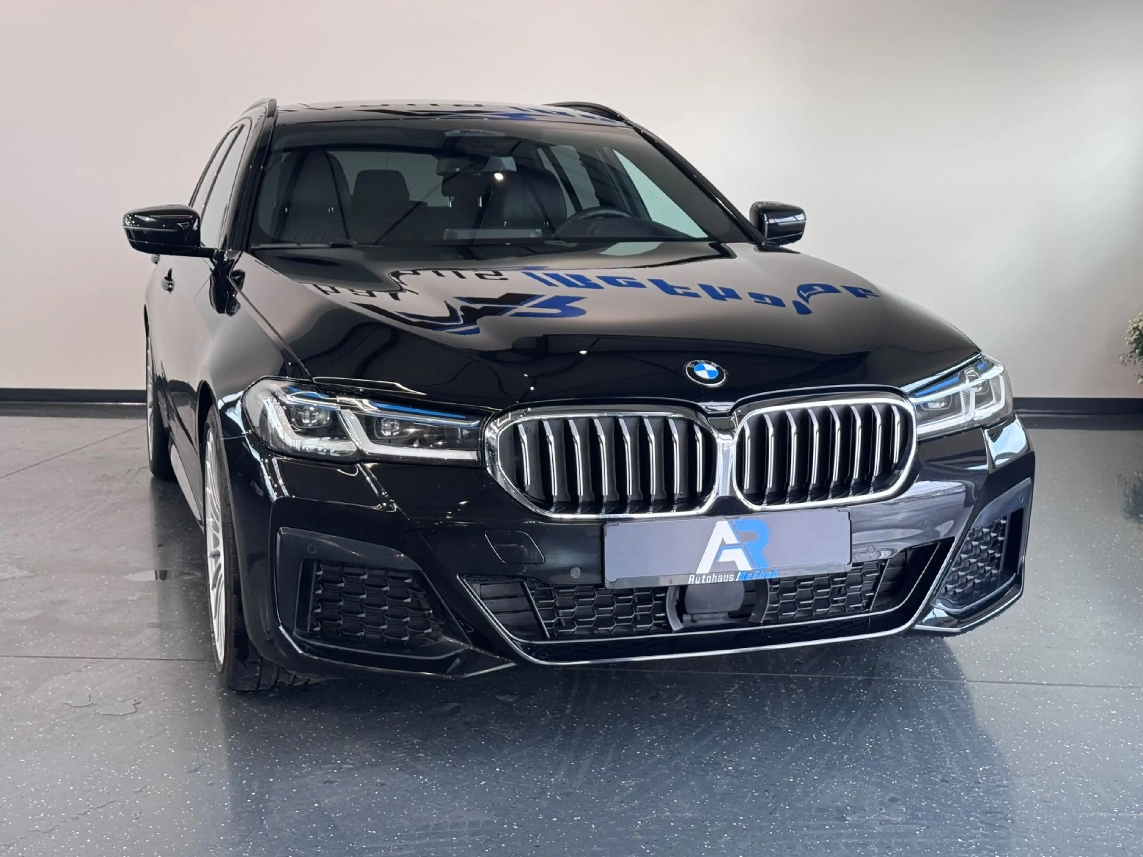 BMW 530 d Touring M Sport PANO*LCI*ALPINA*MEMORY*AHK* — photo 5